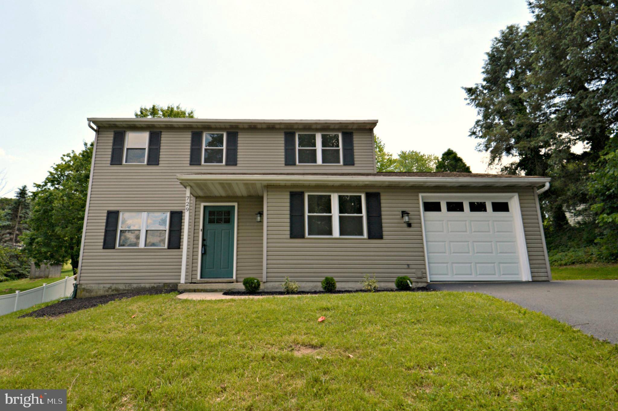 Mount Joy, PA 17552,729 FERNDALE RD