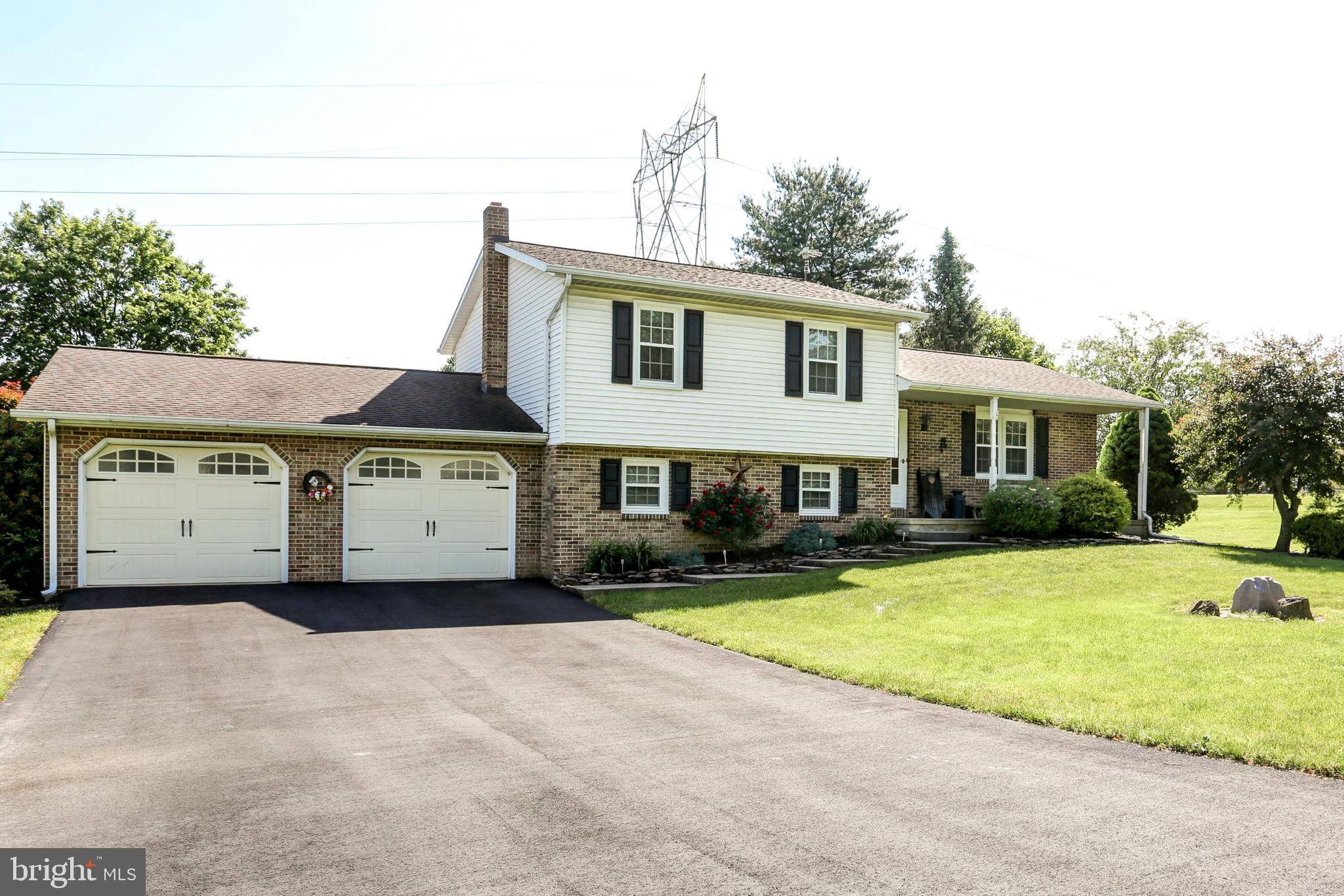 Bainbridge, PA 17502,107 MEADOW VIEW LN