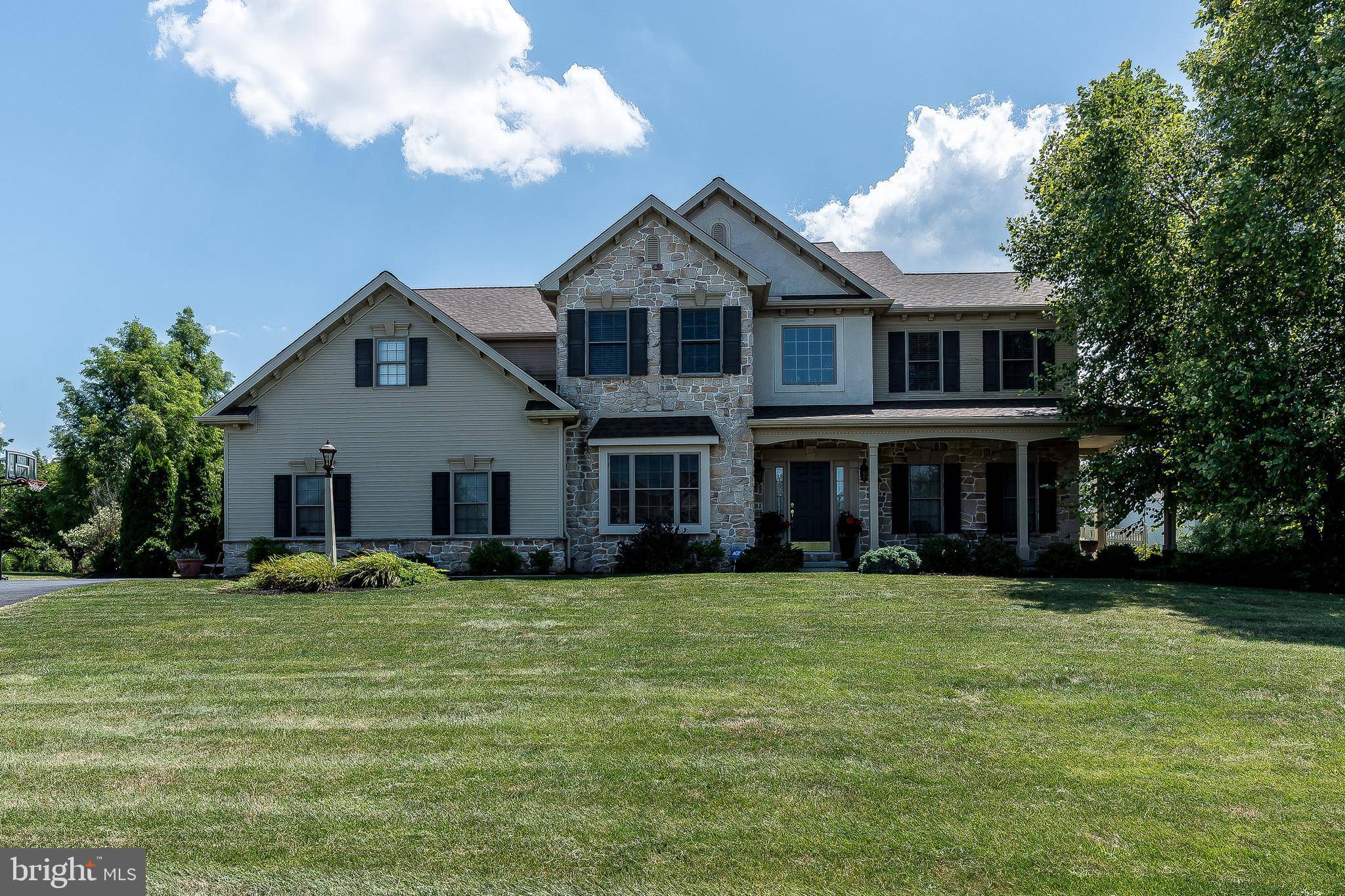 Mount Joy, PA 17552,28 SARAH LN