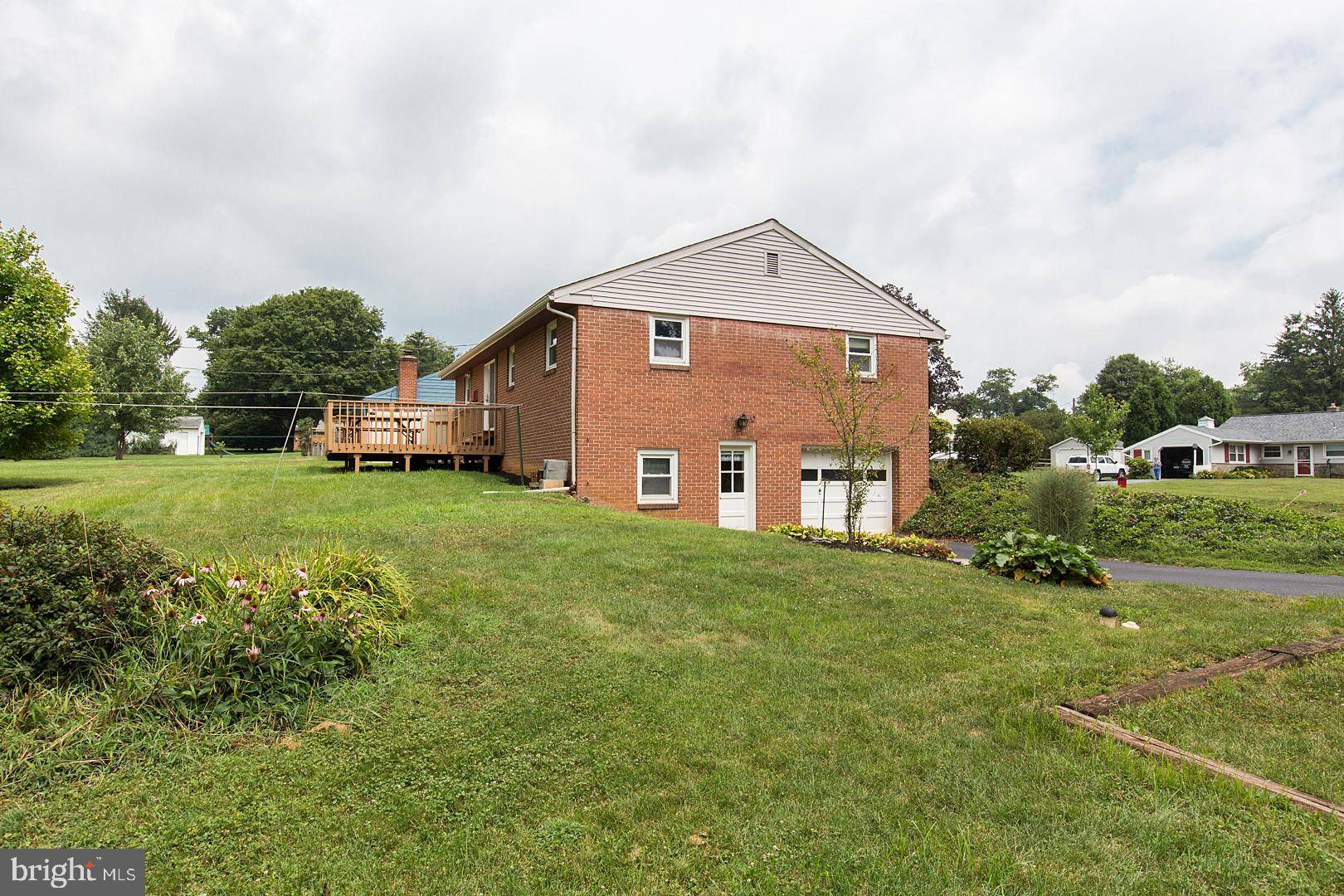 Lancaster, PA 17601,2665 SUTTON PL