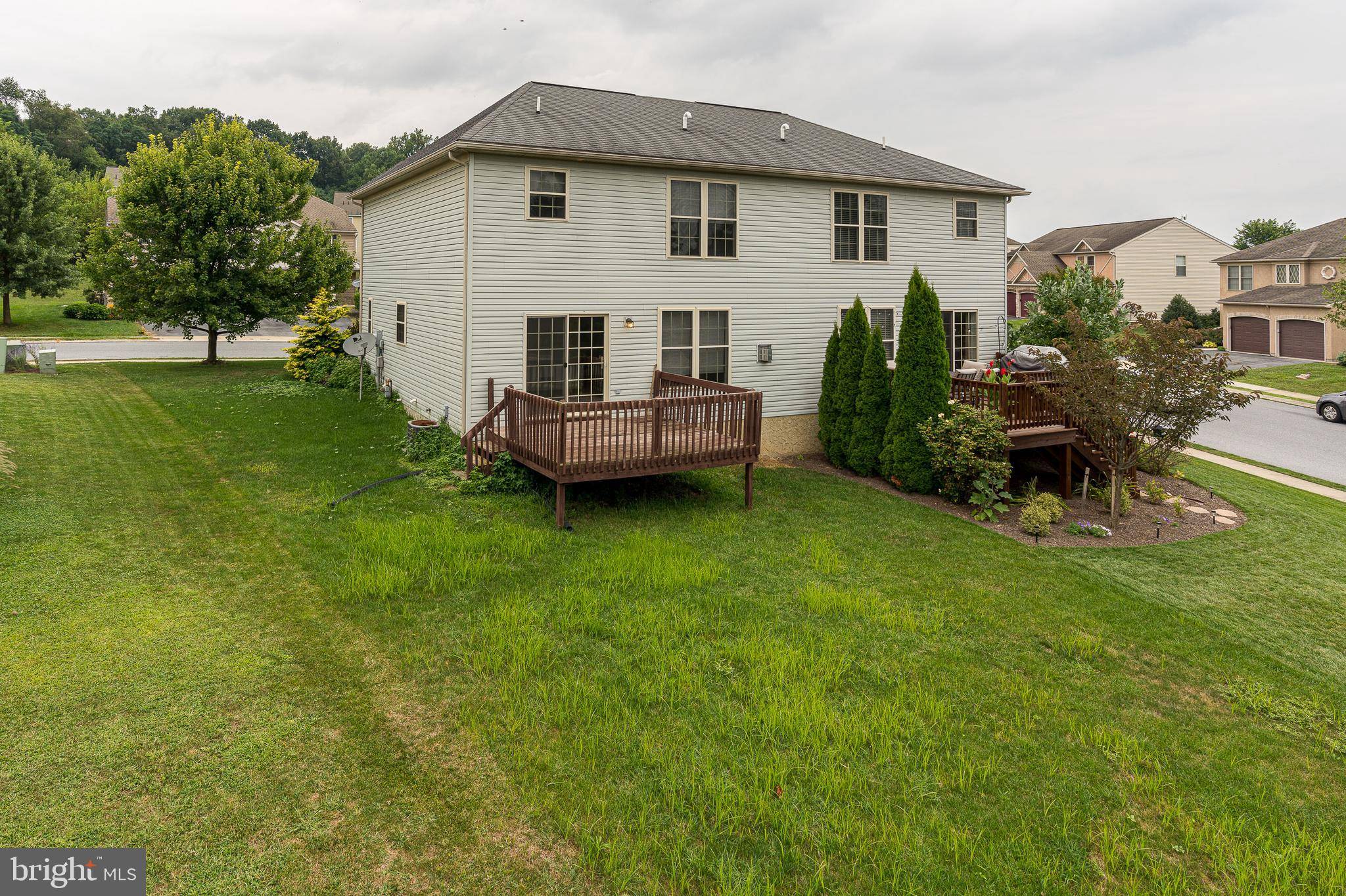 Ephrata, PA 17522,150 HAWK LN