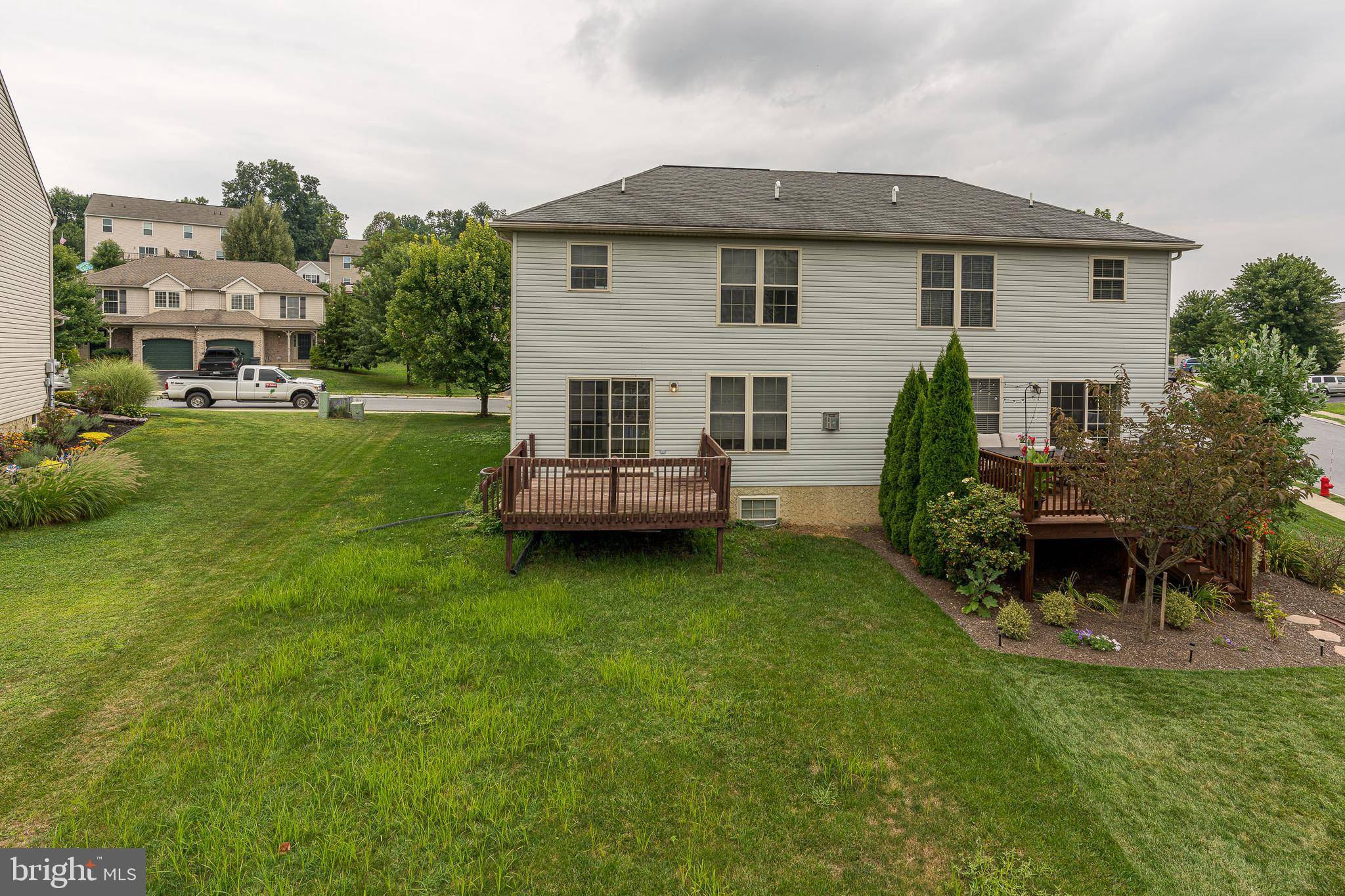 Ephrata, PA 17522,150 HAWK LN