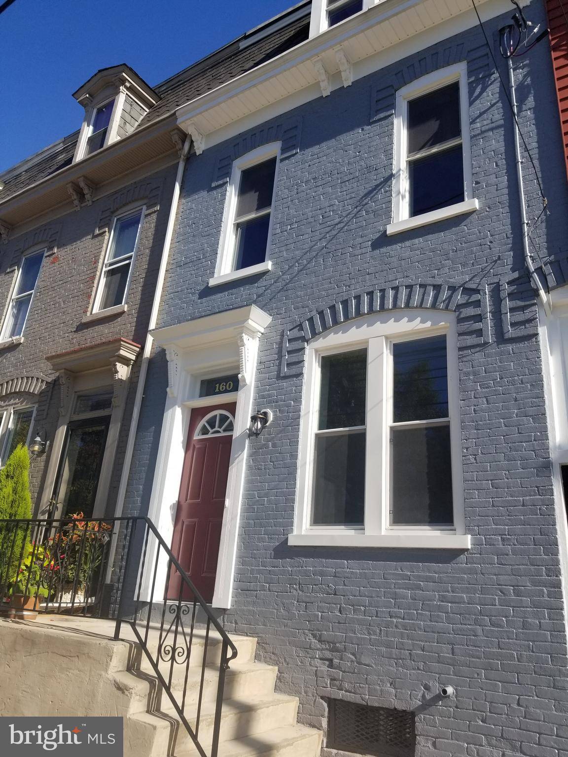 Columbia, PA 17512,160 WALNUT ST