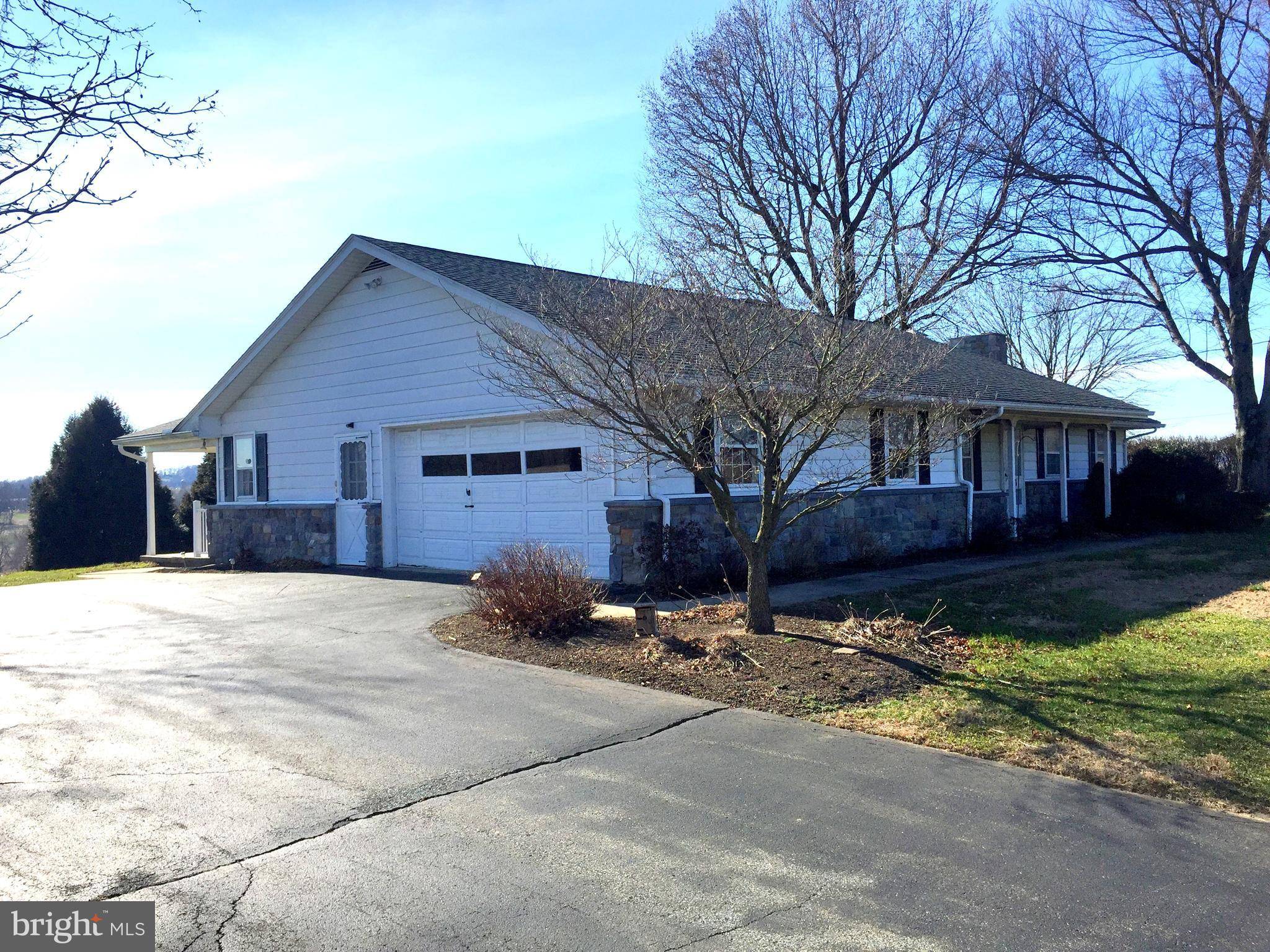 Lancaster, PA 17603,690 LONG LN