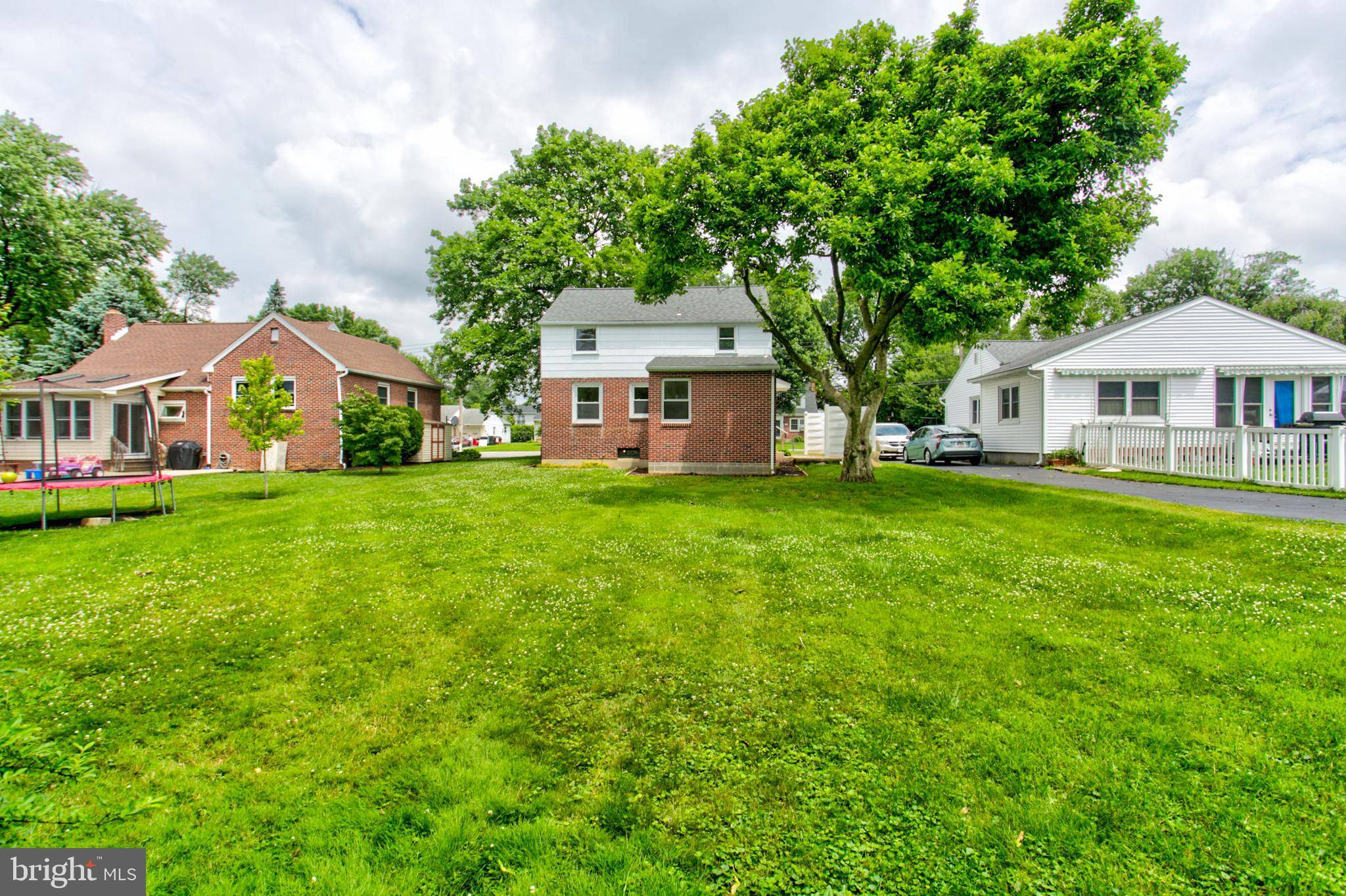 Lancaster, PA 17603,2038 MANOR RIDGE DR