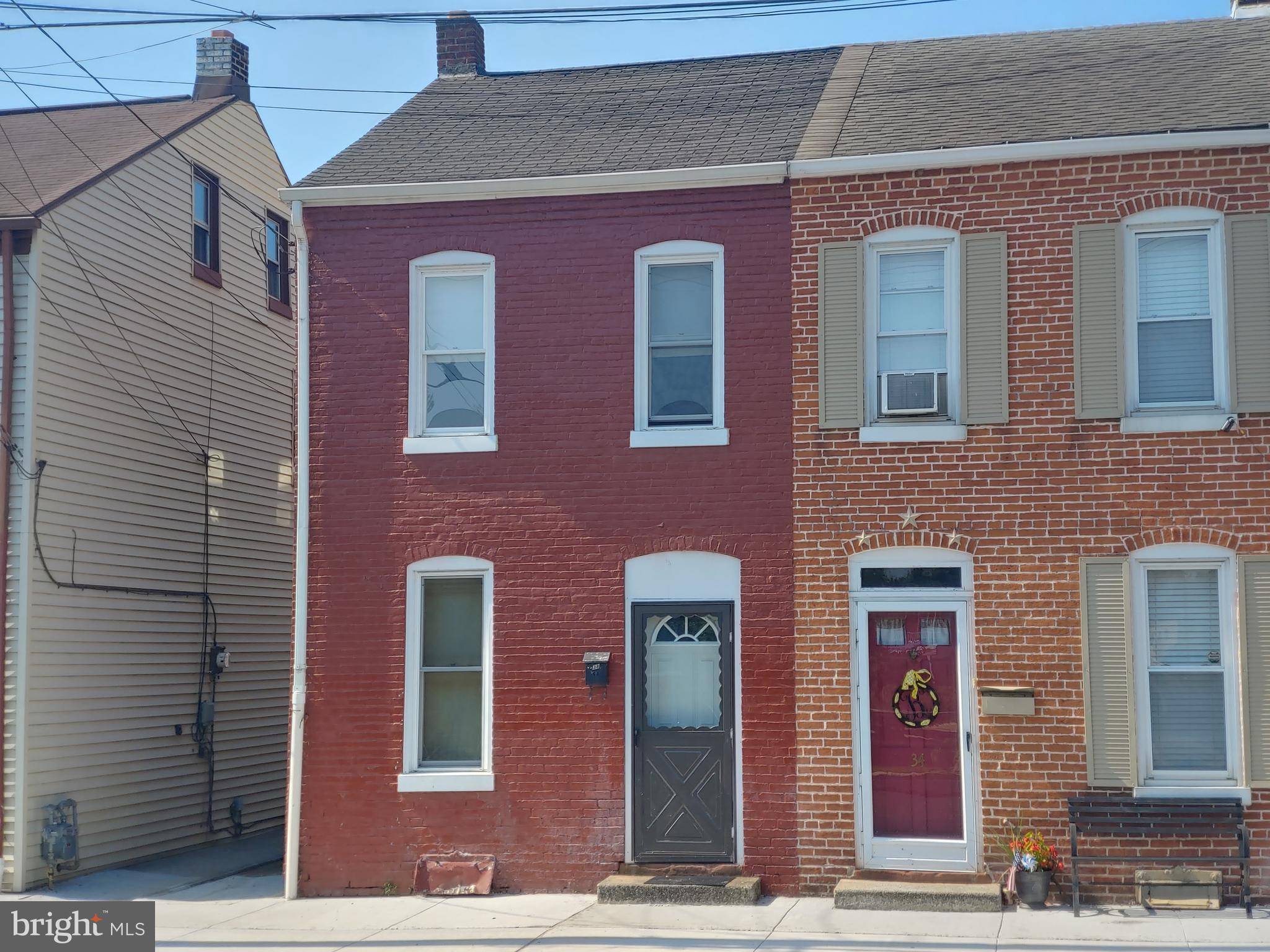 Columbia, PA 17512,38 S 8TH ST