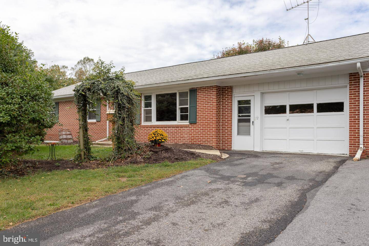 Christiana, PA 17509,135 UPPER VALLEY RD