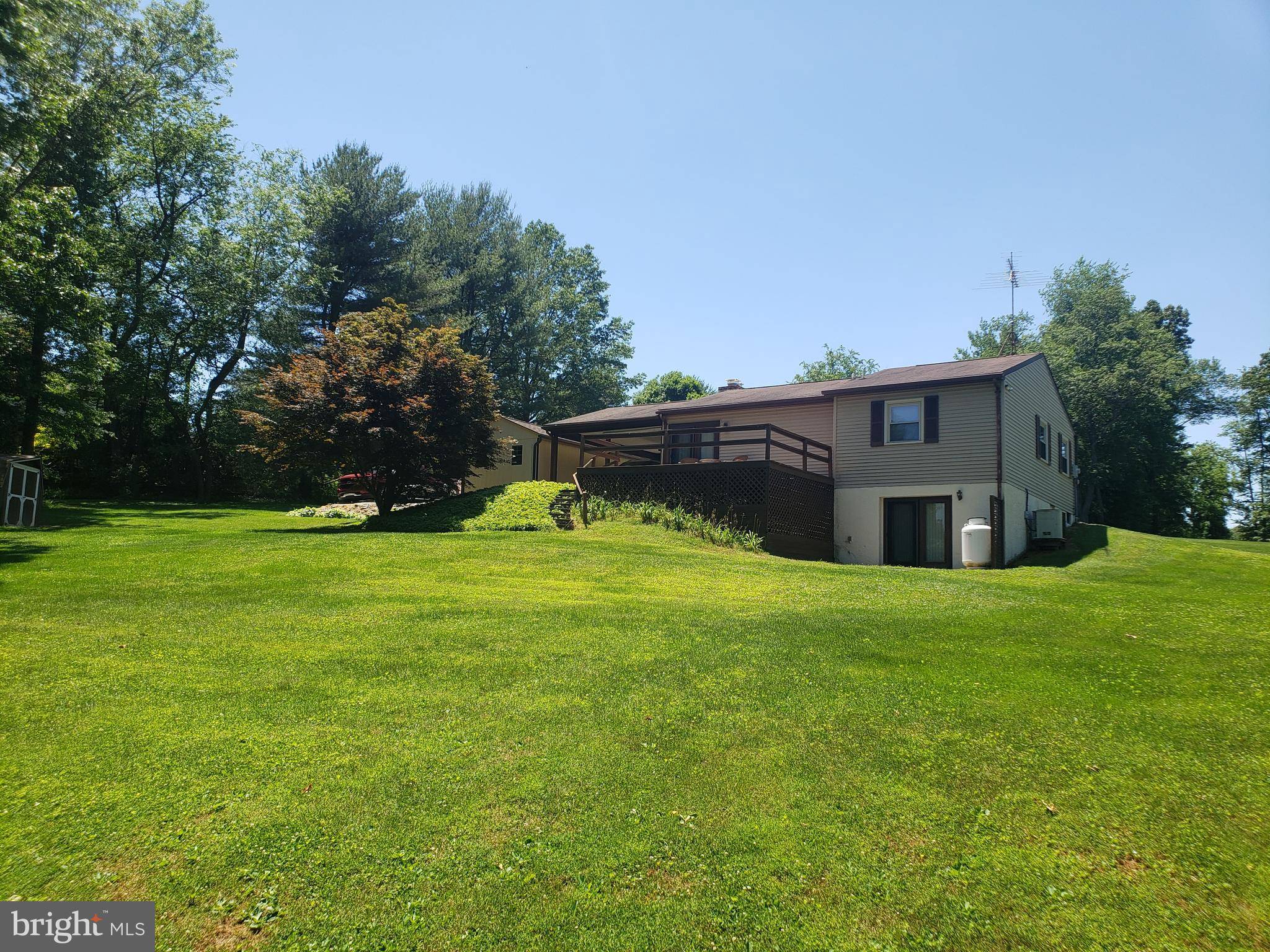 Kirkwood, PA 17536,152 LONG LN