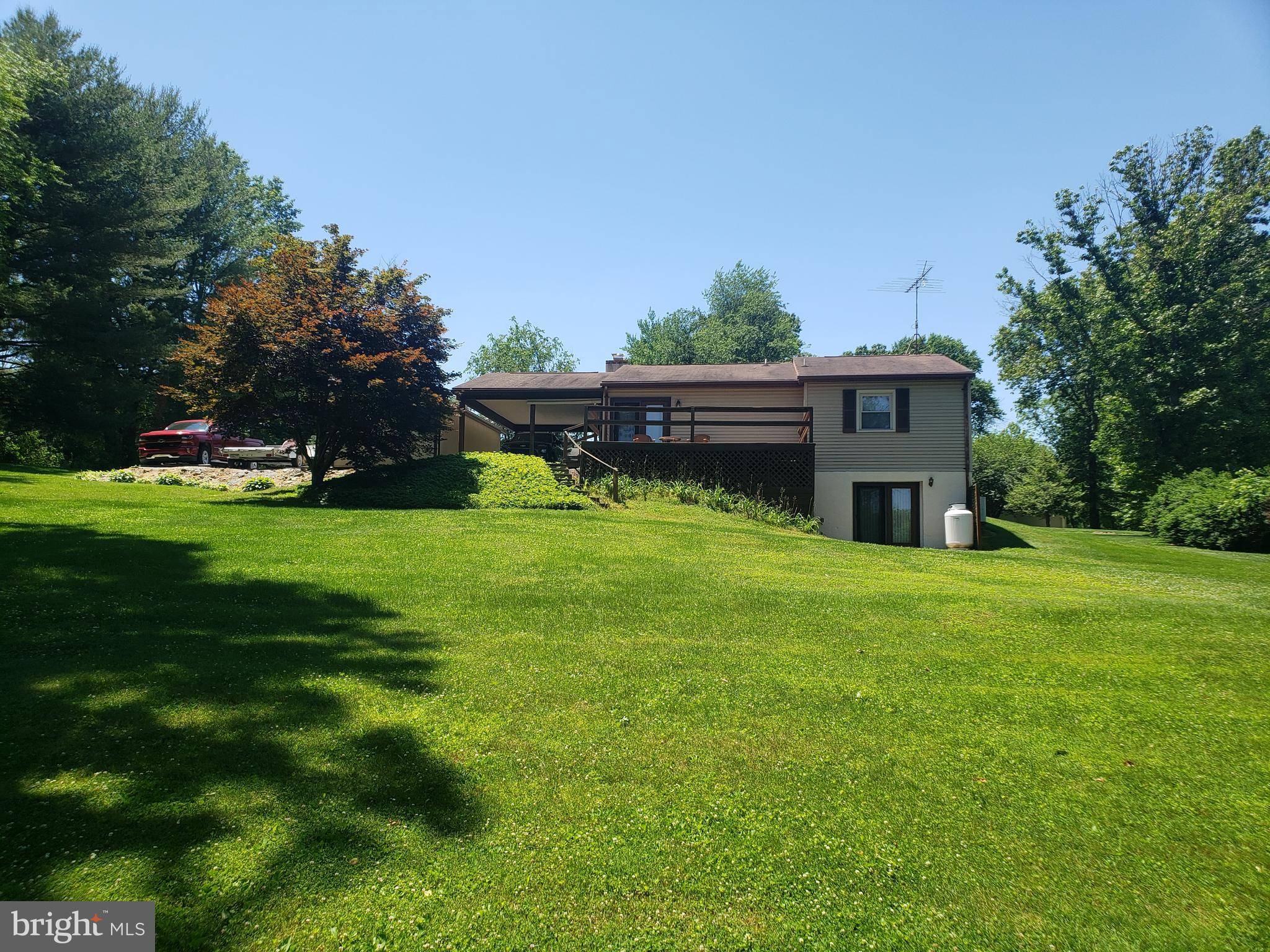 Kirkwood, PA 17536,152 LONG LN