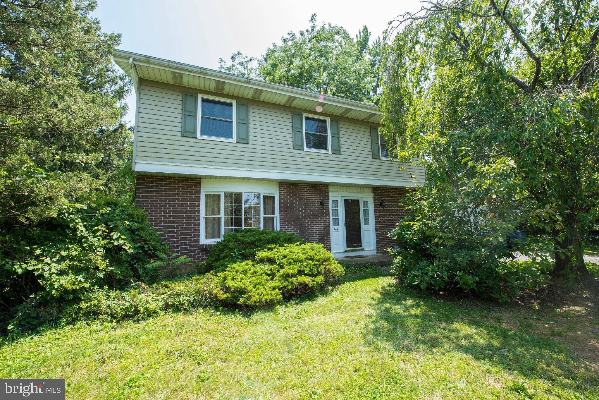 Emmaus, PA 18049,944 7TH STREET CIR