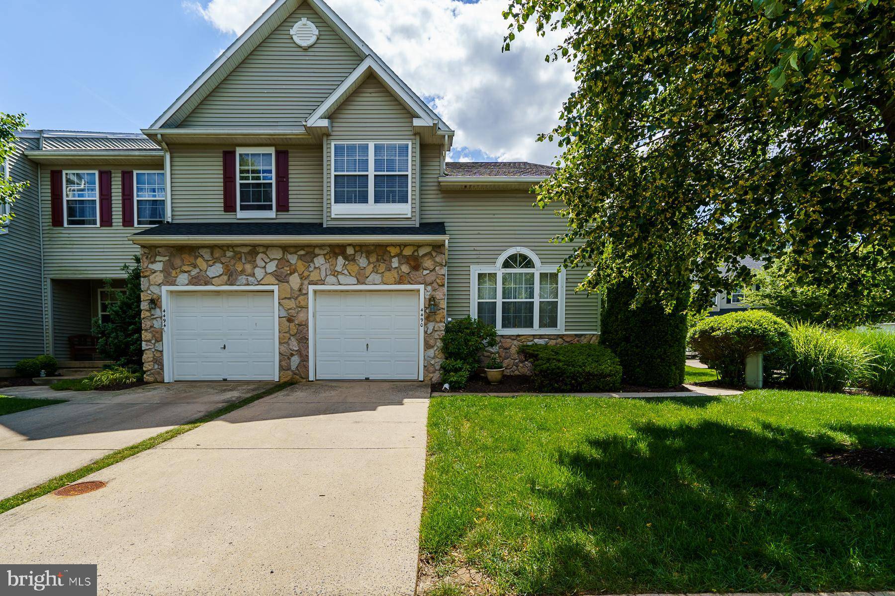 Center Valley, PA 18034,4490 APPLE BLOSSOM DR