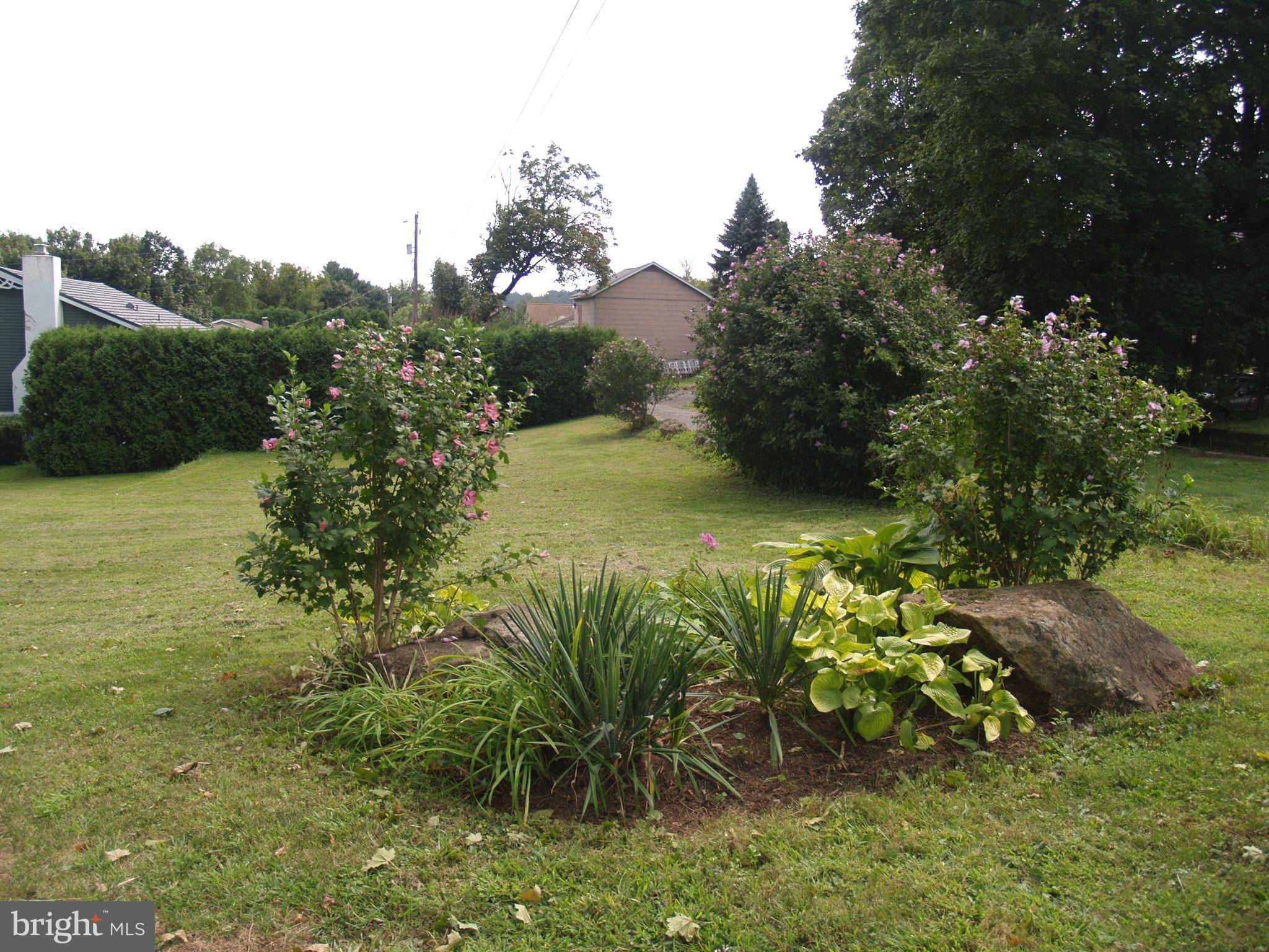 Old Zionsville, PA 18068,5983 GARDEN ALY