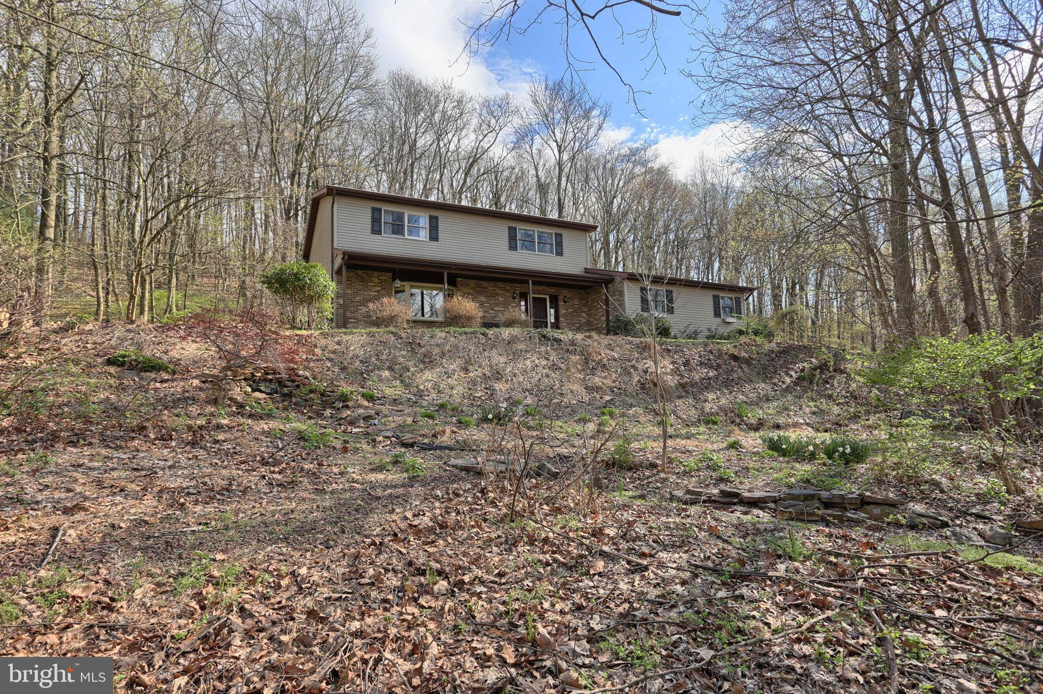 Lebanon, PA 17042,773 OLD MOUNT GRETNA RD