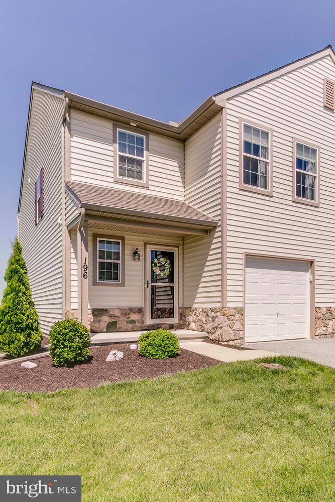 Palmyra, PA 17078,196 N VILLAGE CIR