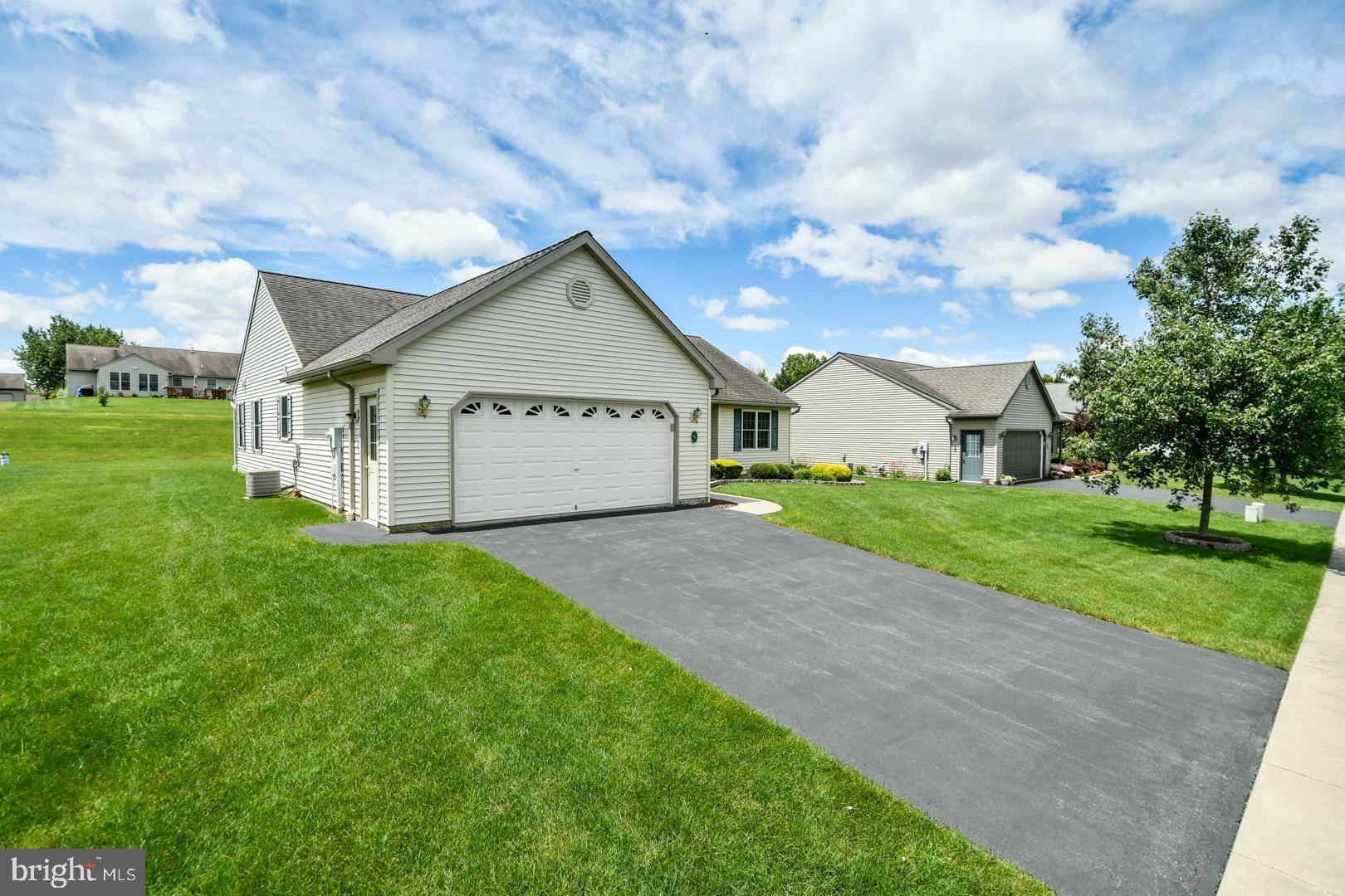 Myerstown, PA 17067,56 SPRINGHOUSE DR