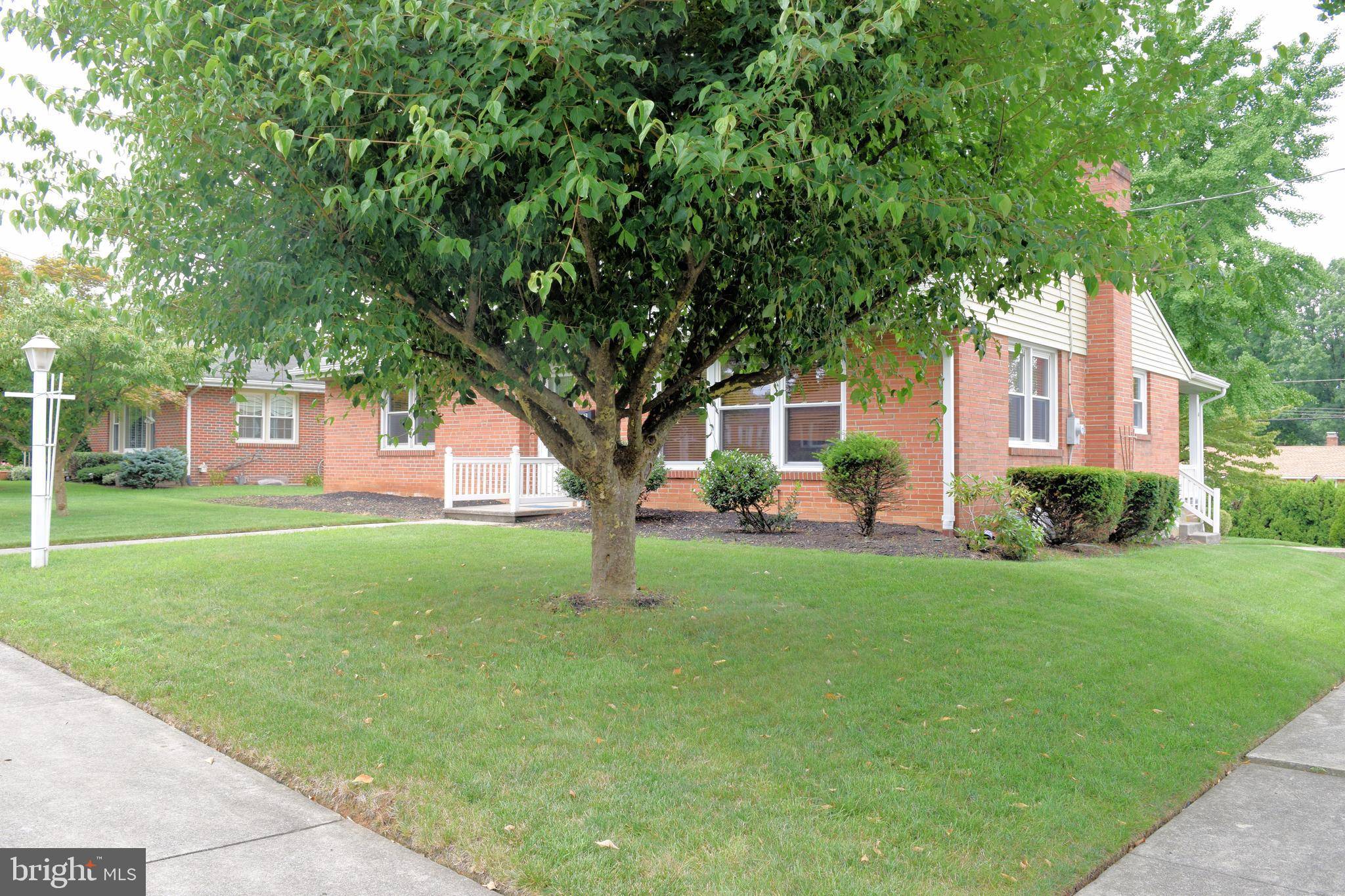 Palmyra, PA 17078,847 E MAPLE ST