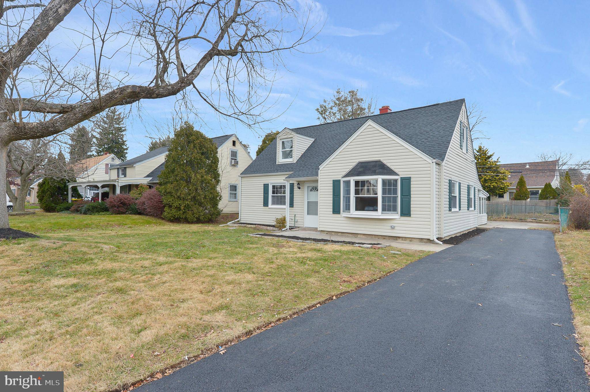 Hatboro, PA 19040,440 MANOR RD