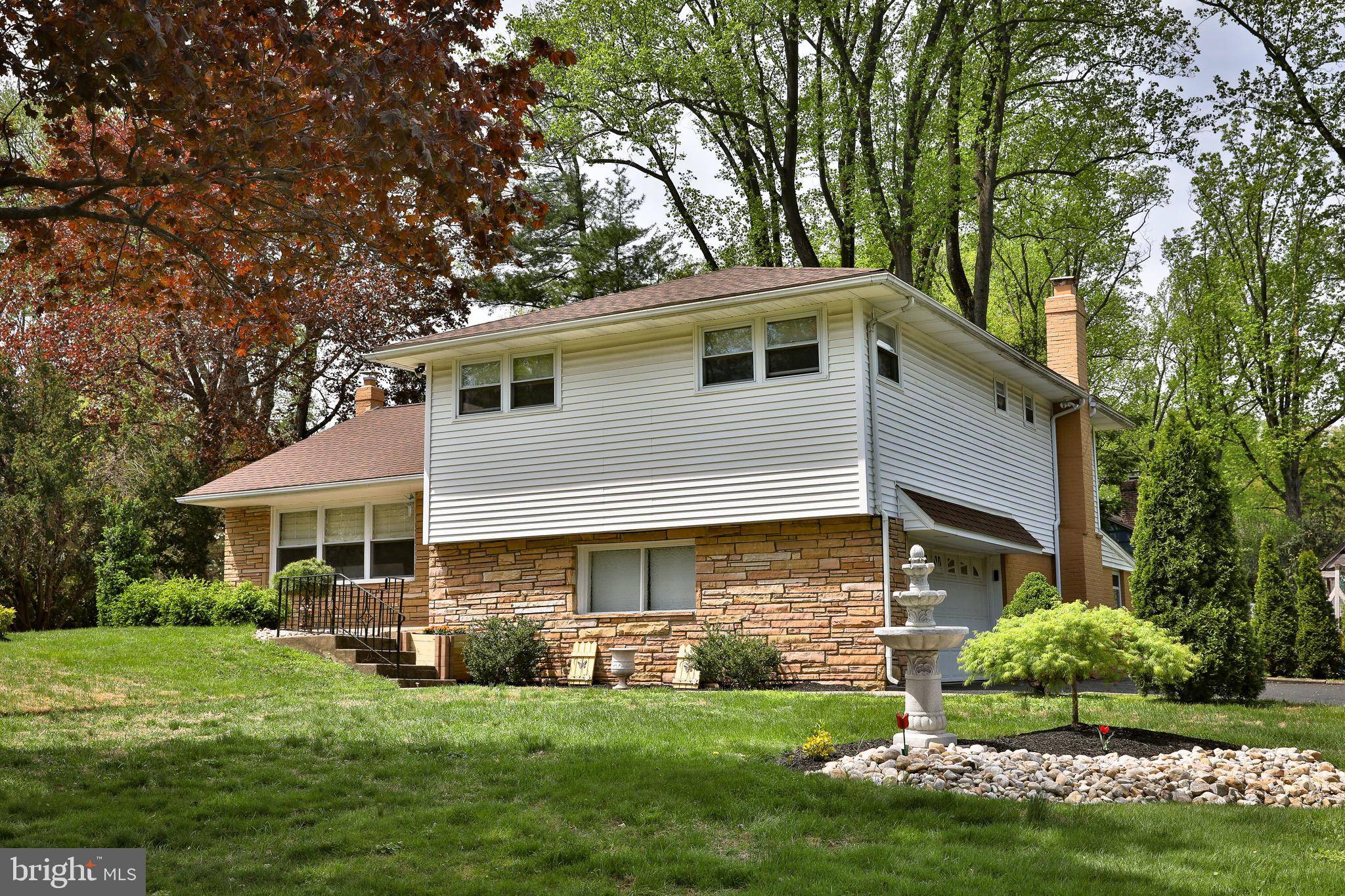 Rydal, PA 19046,1004 DEVON RD