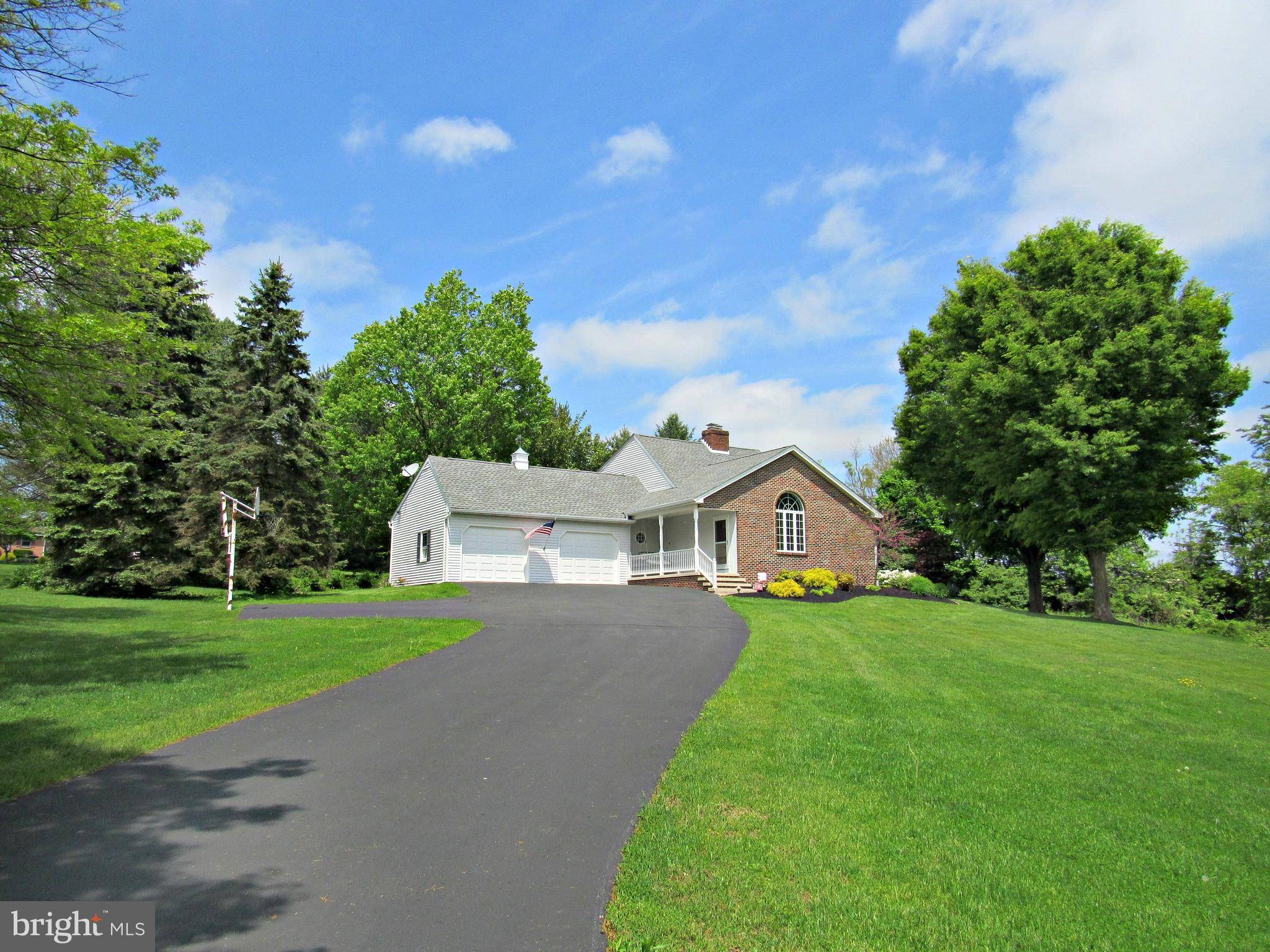 Pennsburg, PA 18073,3353 E BUCK RD