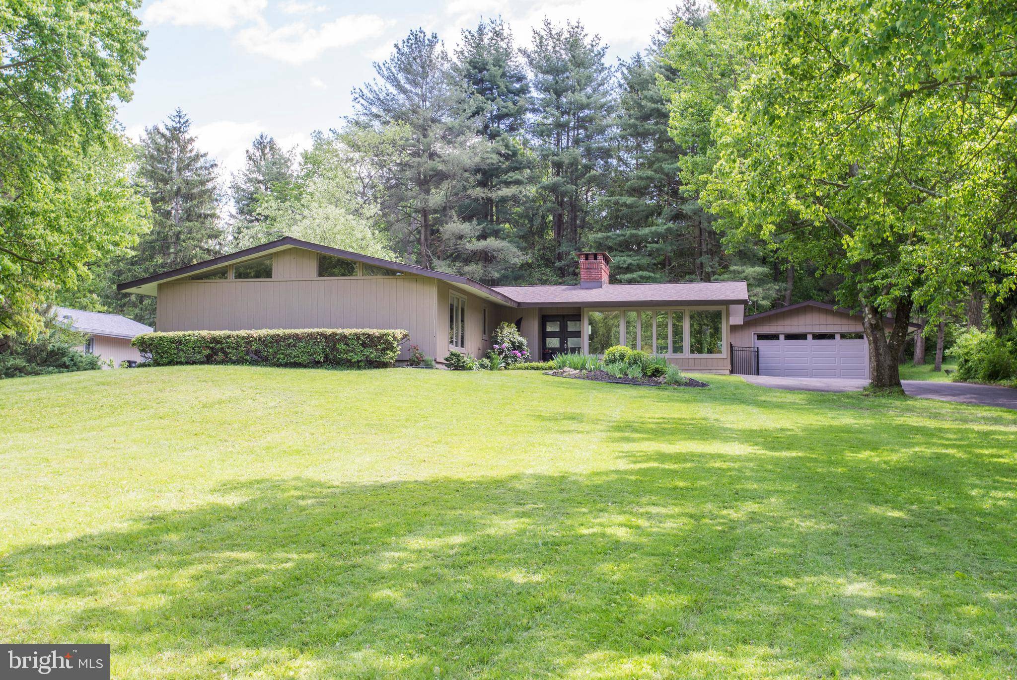 Huntingdon Valley, PA 19006,3427 BRAE BOURN DR