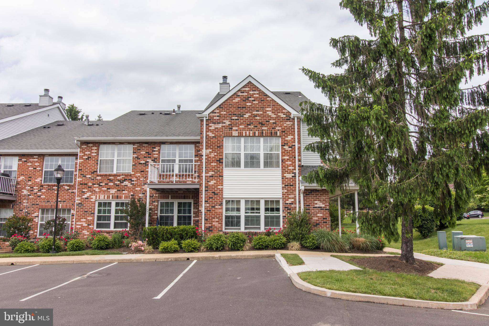 Elkins Park, PA 19027,708 VALLEY GLEN RD #280, BUILDING 7