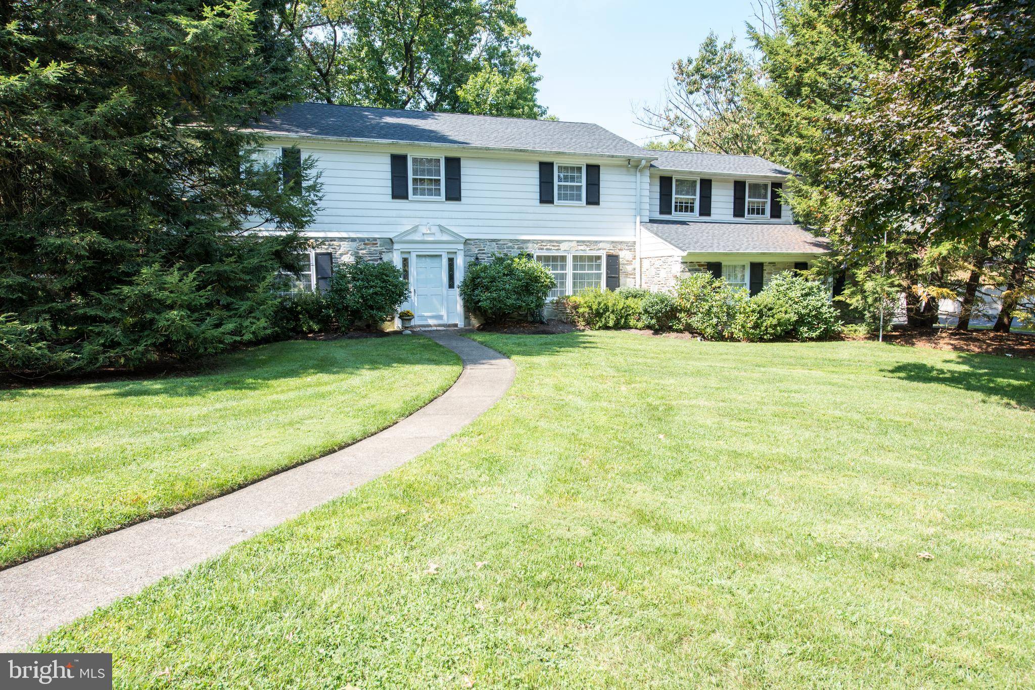 Huntingdon Valley, PA 19006,235 PEPPER RD