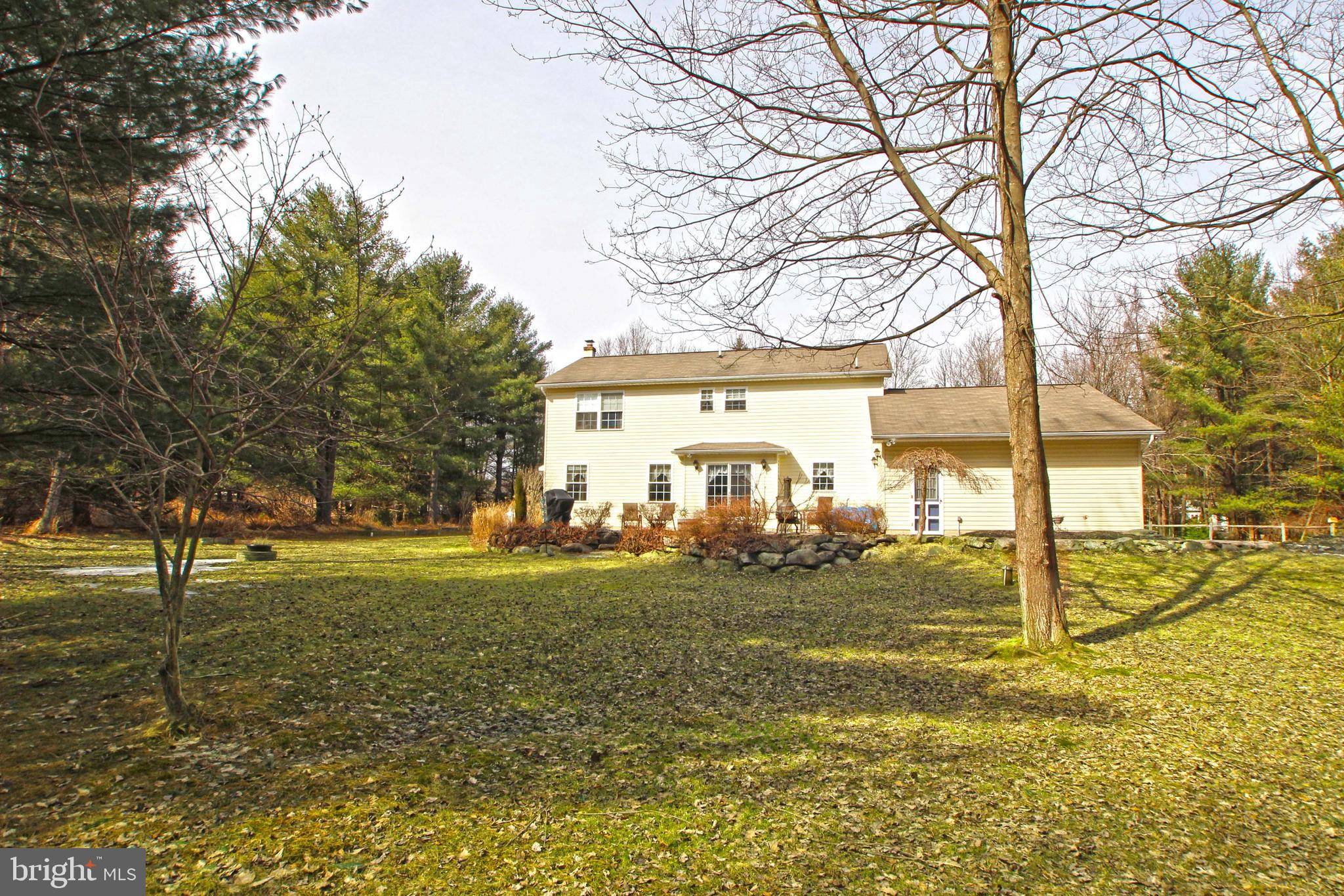 Long Pond, PA 18334,1572 LONG POND RD