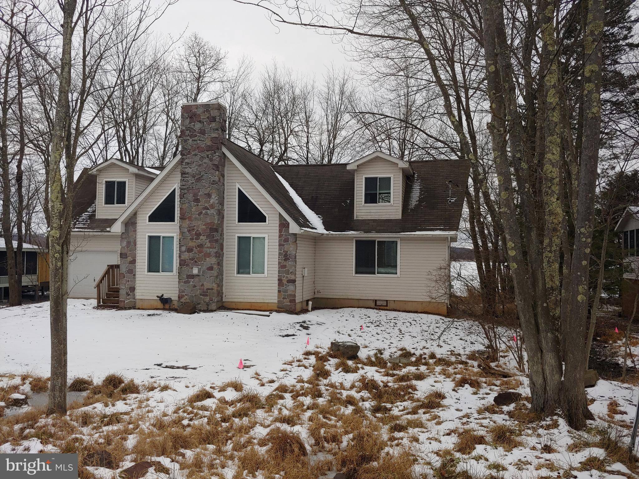 Pocono Lake, PA 18347,332 ARROW DR.