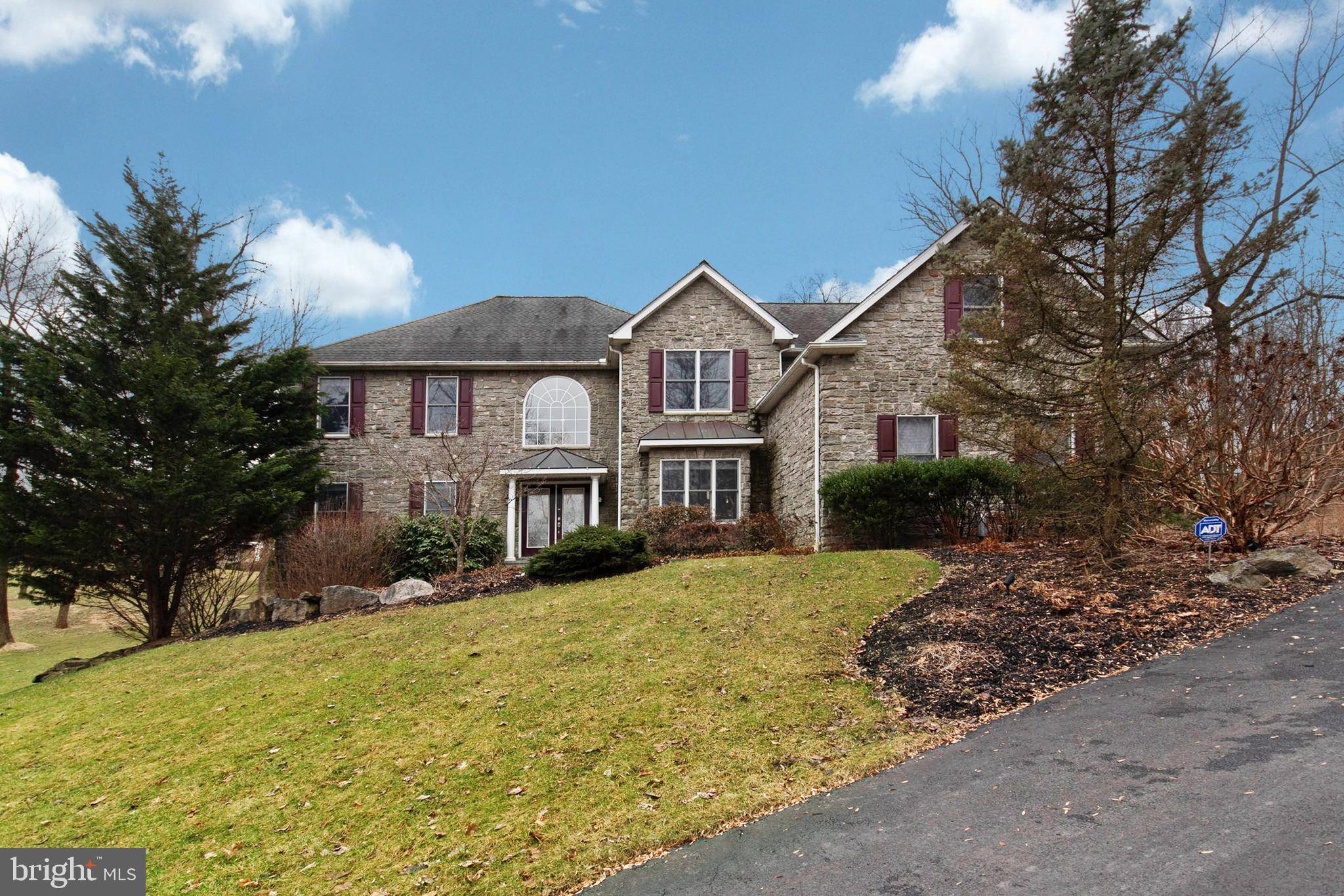 Hellertown, PA 18055,2752 VALLEY VIEW RD