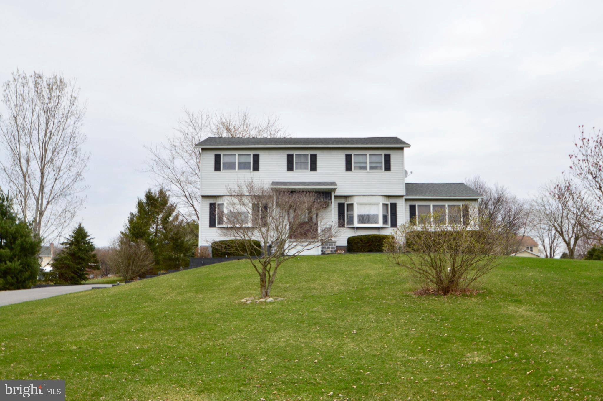 Mount Bethel, PA 18343,78 SCENIC CT