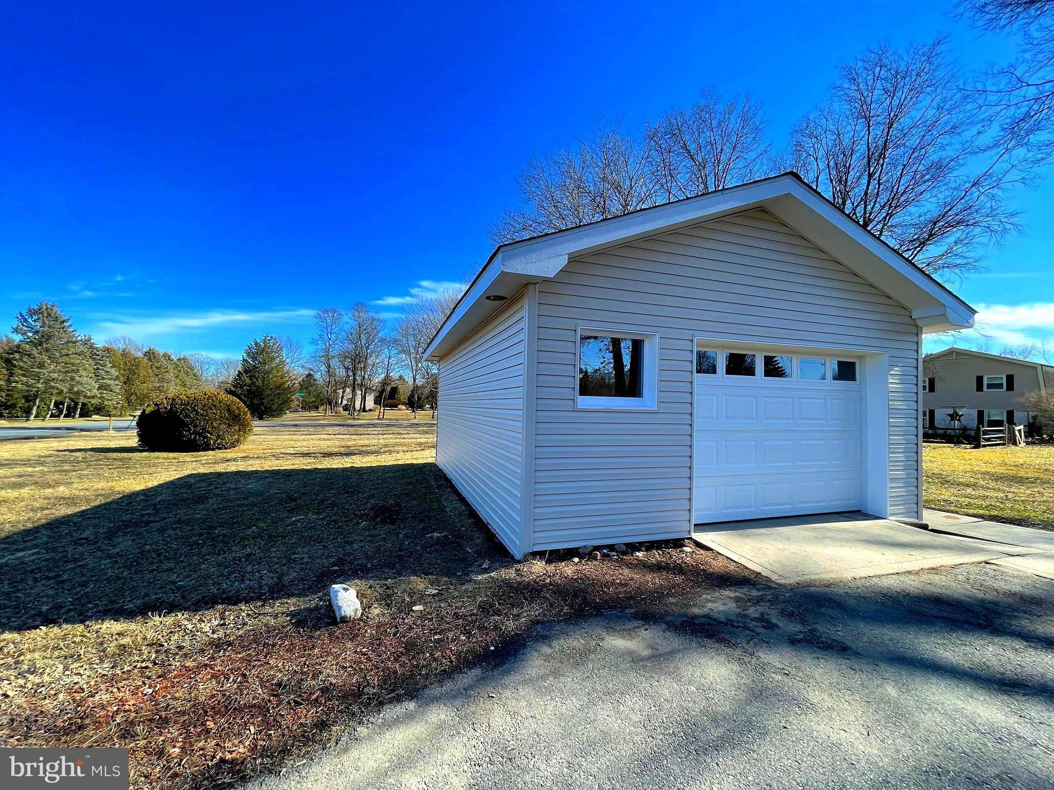 Wind Gap, PA 18091,1295 POPLARWOOD RD