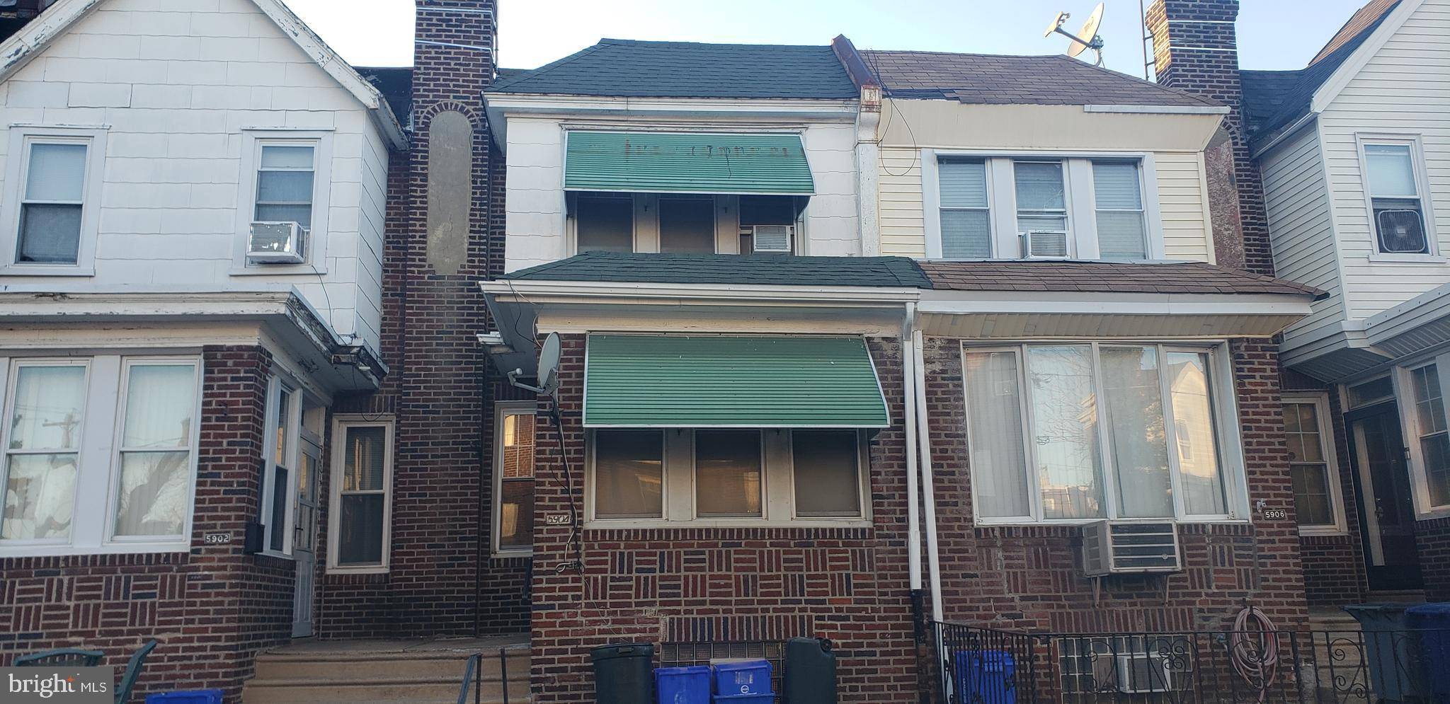 Philadelphia, PA 19120,5904 REACH ST