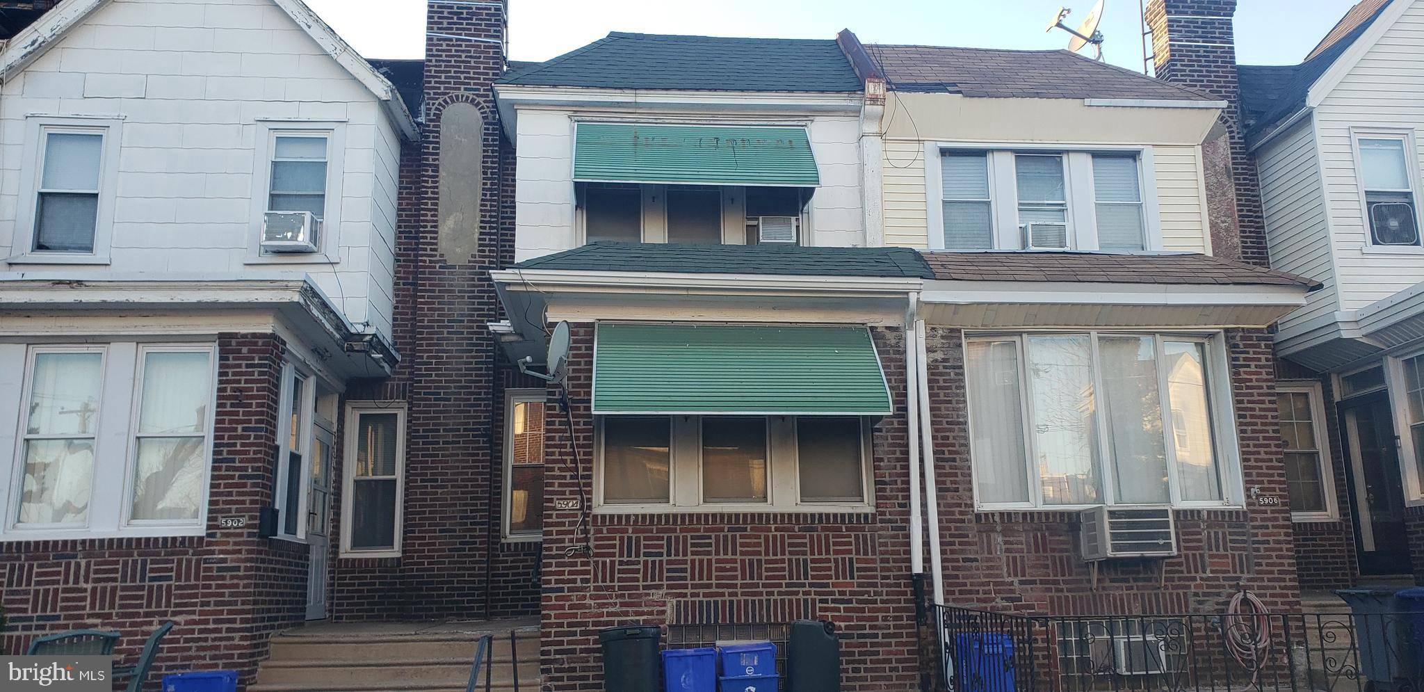 Philadelphia, PA 19120,5904 REACH ST