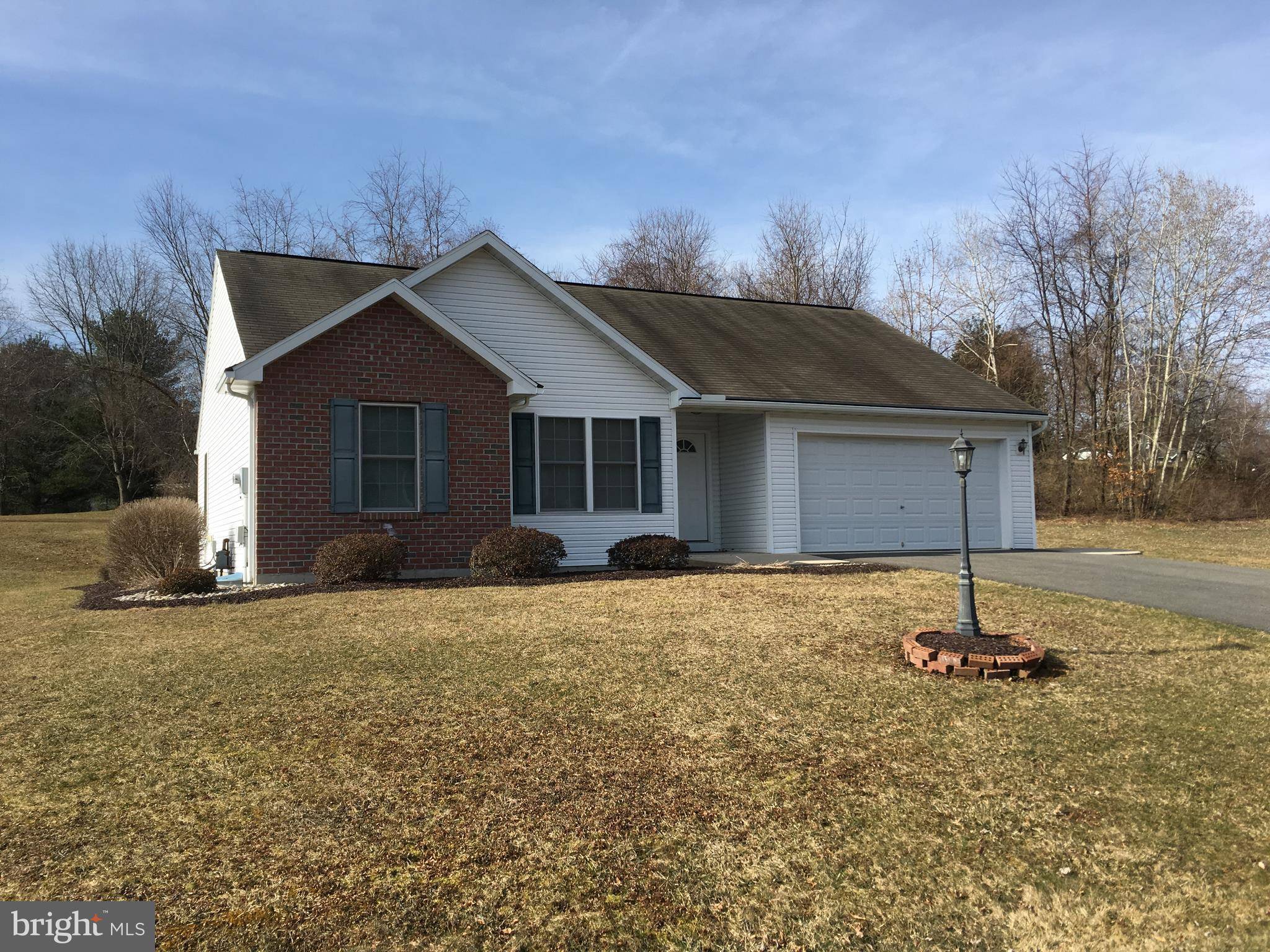 Pottsville, PA 17901,4 SAJER RD