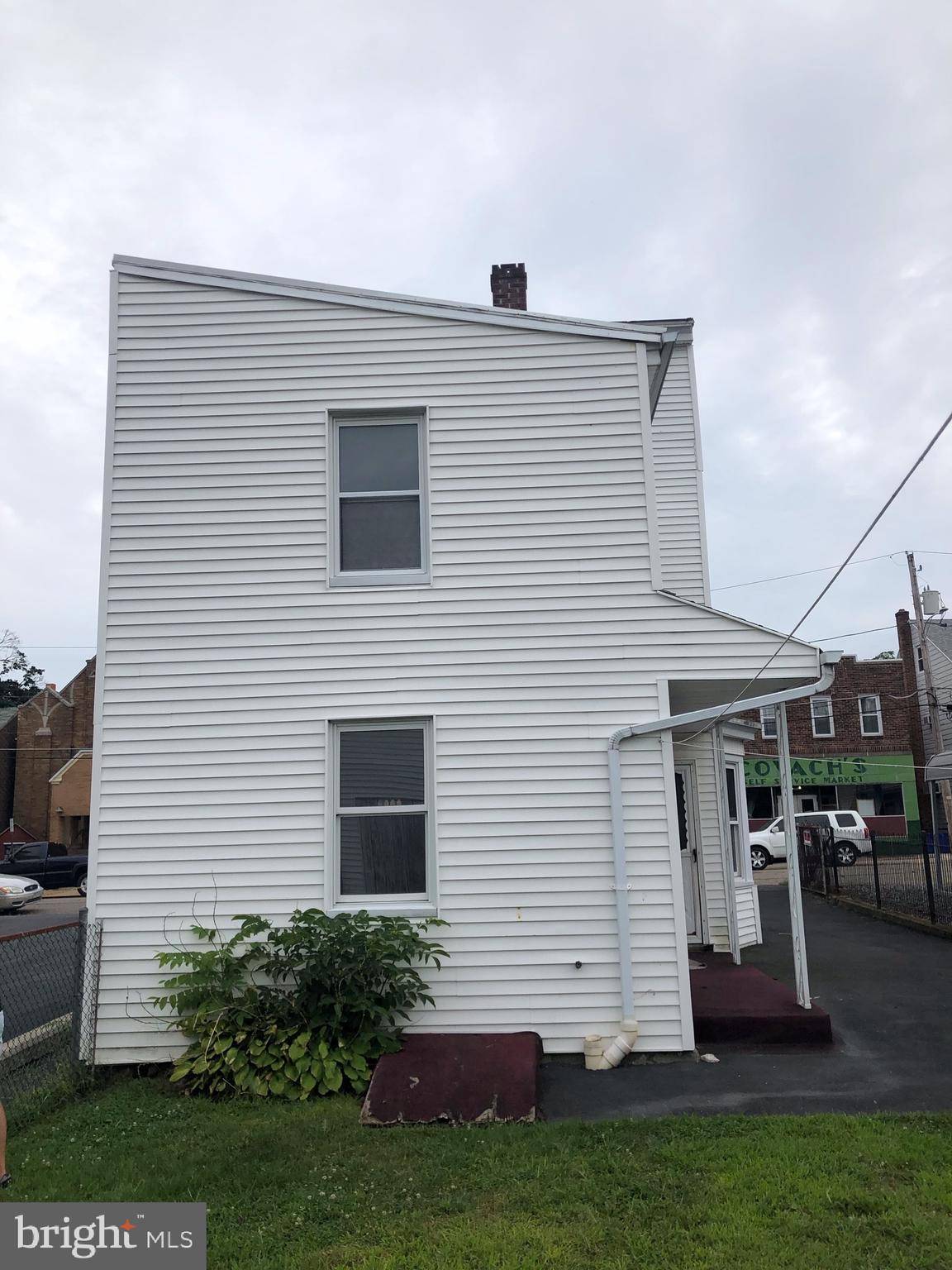 Saint Clair, PA 17970,129 N MILL ST