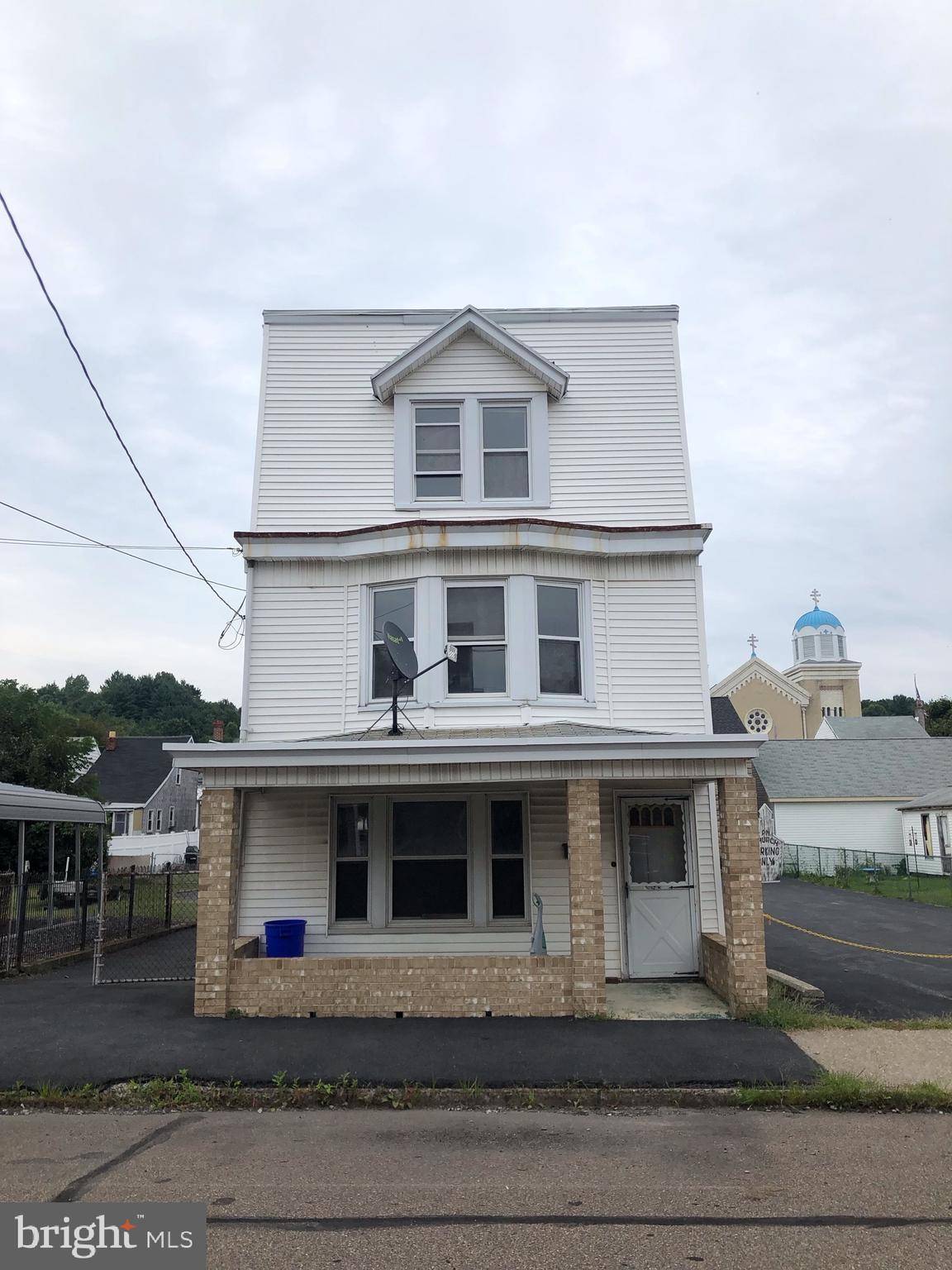 Saint Clair, PA 17970,129 N MILL ST