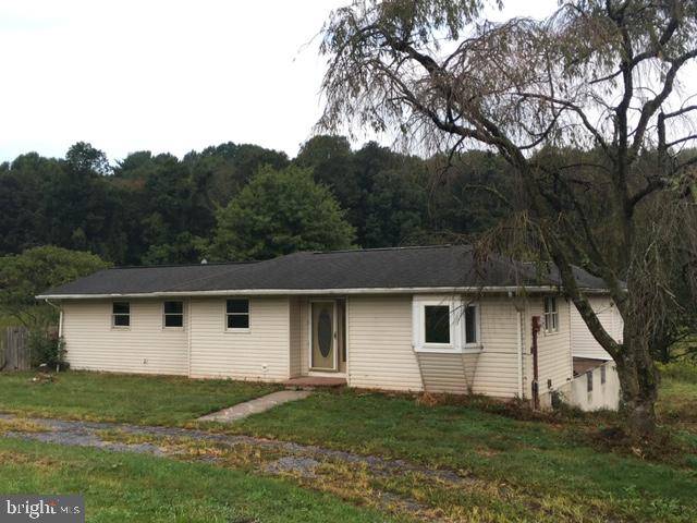 Orwigsburg, PA 17961,549 COAL MOUNTAIN RD