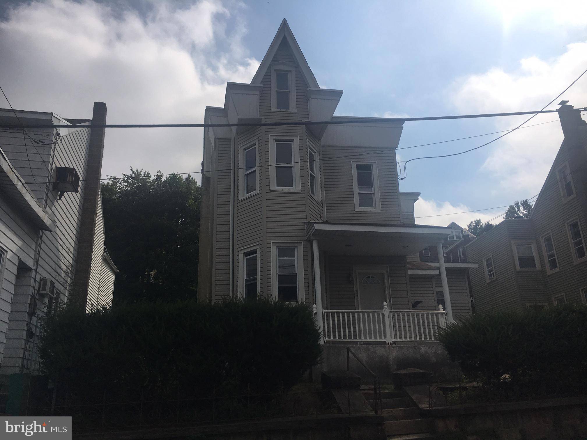 Pottsville, PA 17901,1127 W NORWEGIAN ST