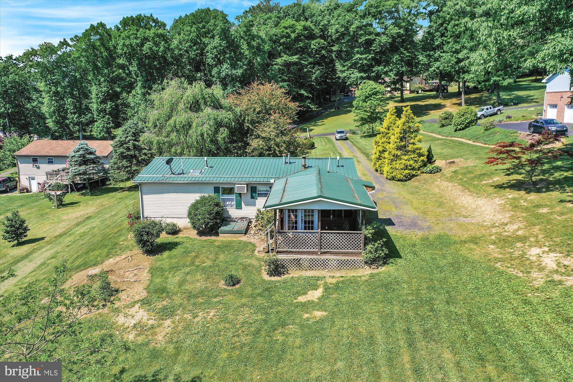 Pine Grove, PA 17963,52 HARVEY DR