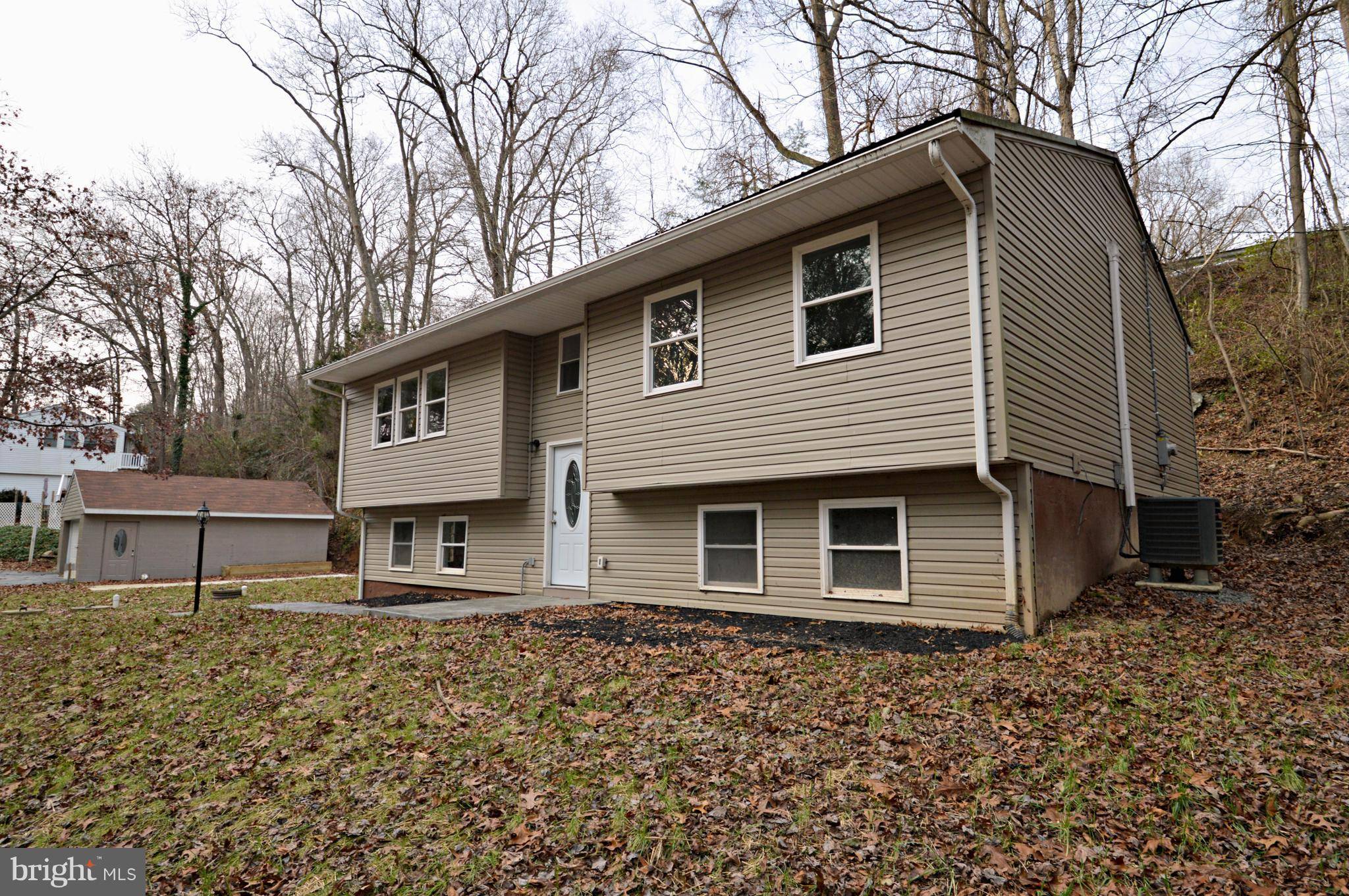 Delta, PA 17314,53 SASSAFRAS LN