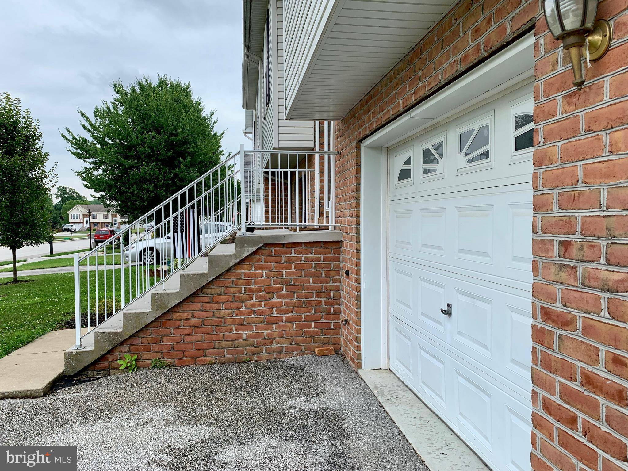 Hanover, PA 17331,832 LOGAN LN