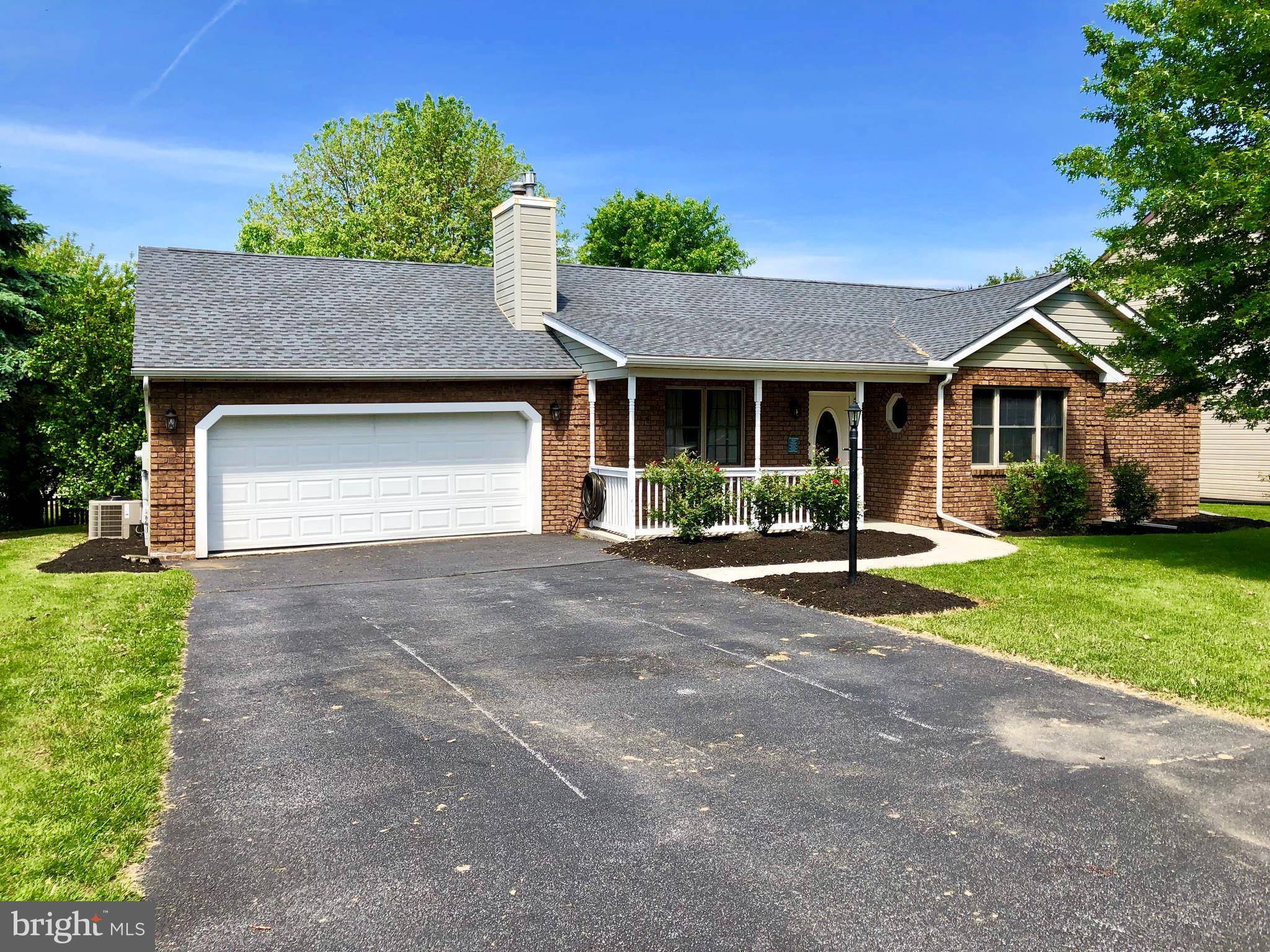 Hanover, PA 17331,36 PINEWOOD CIR