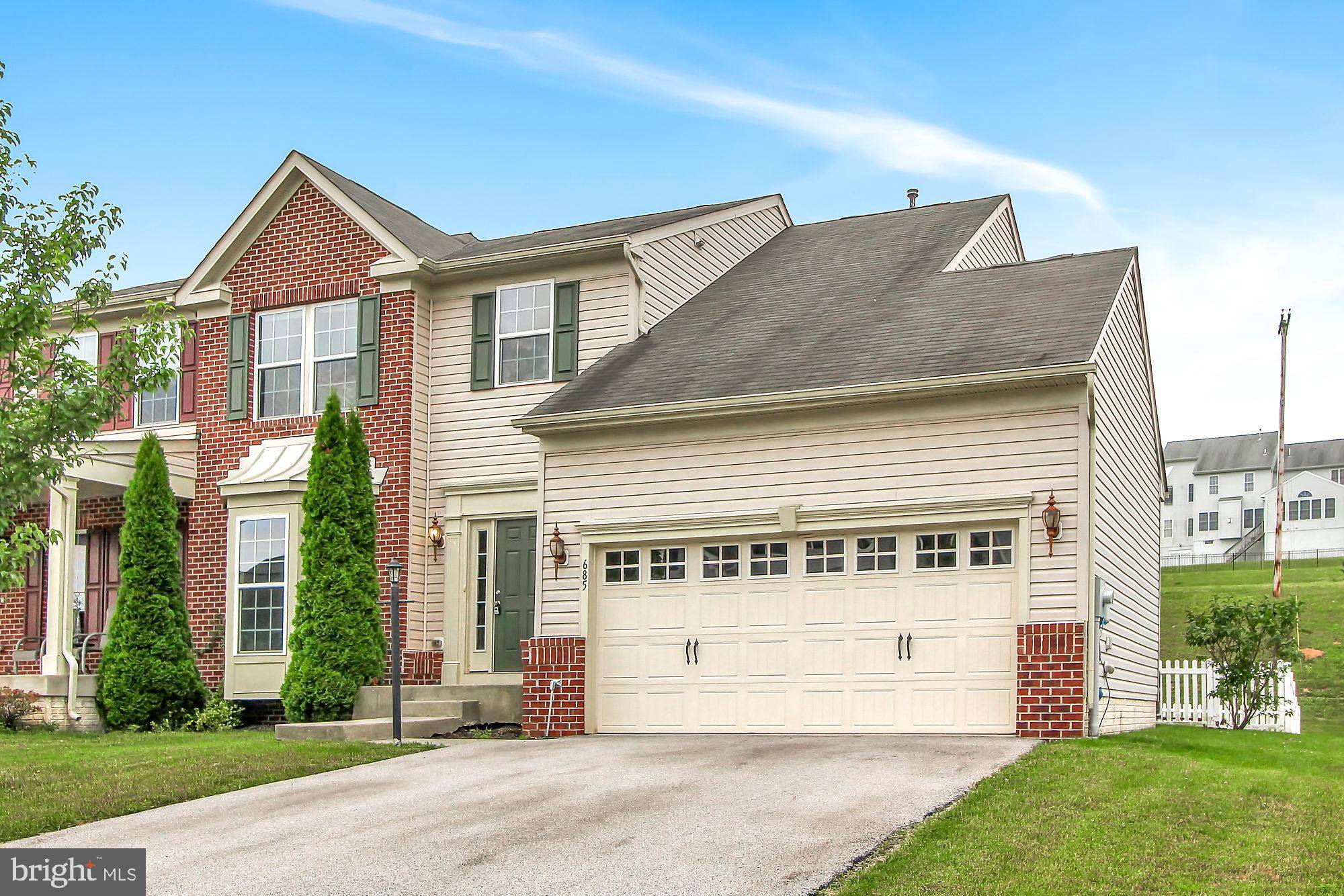 Seven Valleys, PA 17360,685 LAKE REDMAN CT