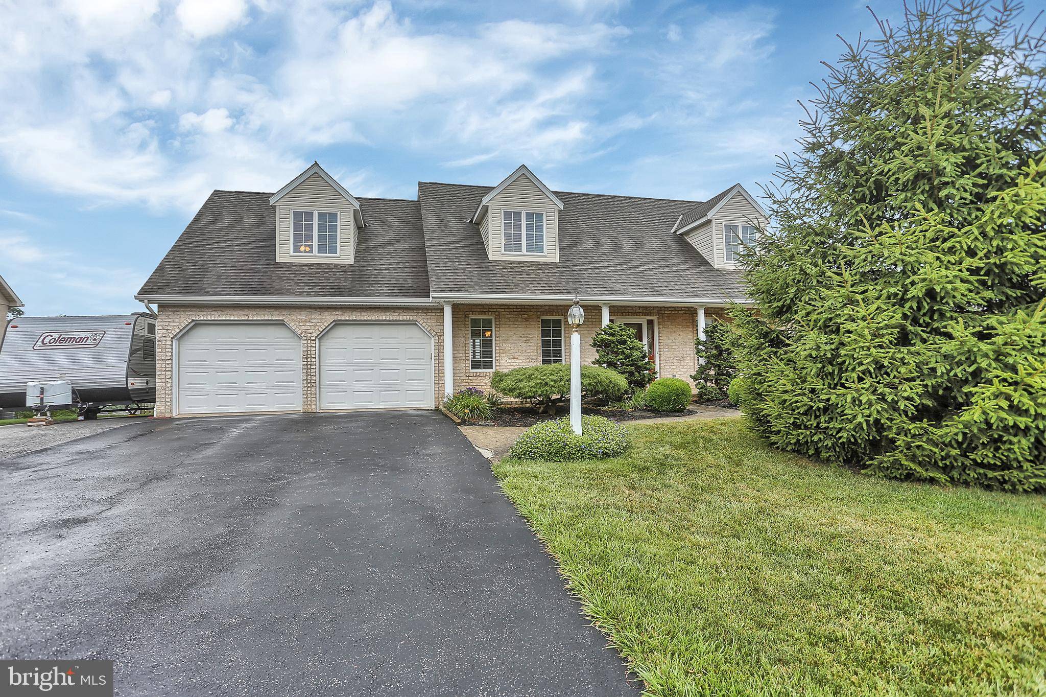 Seven Valleys, PA 17360,6 NESS CT