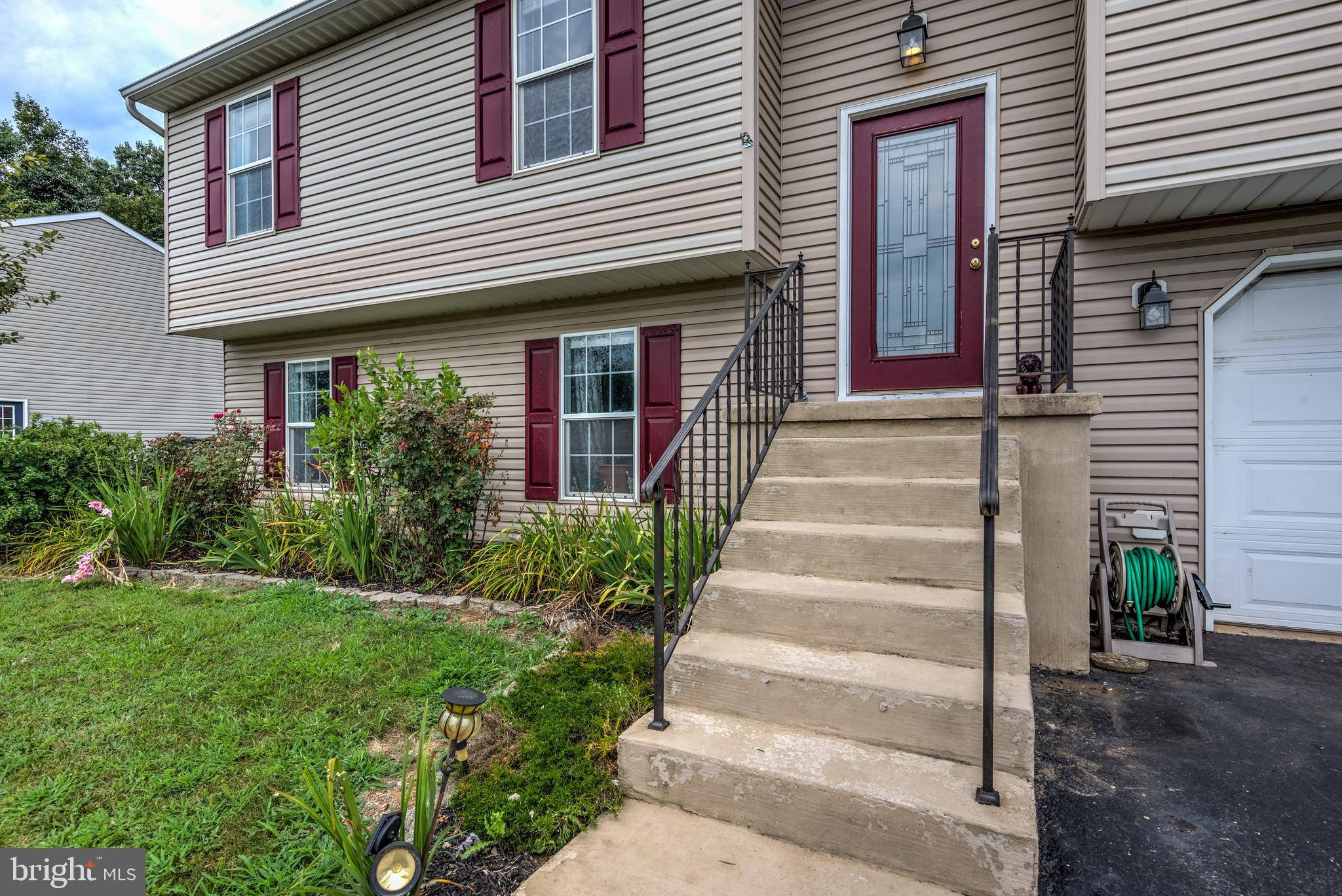 Red Lion, PA 17356,160 OVERVIEW CIR E