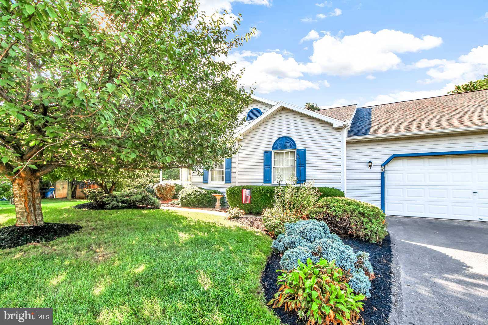 Stewartstown, PA 17363,72 SMOKEBOX CIR