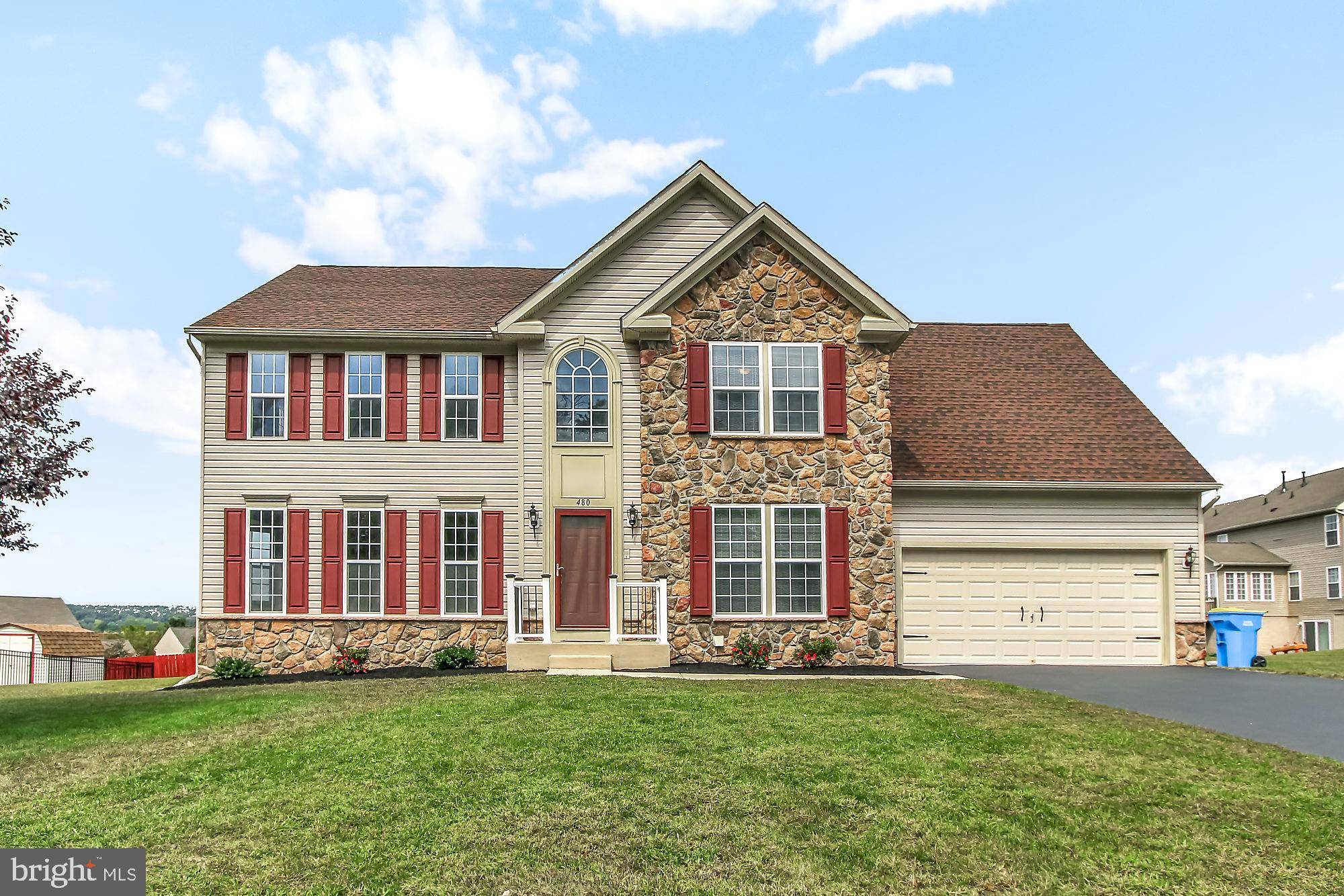 Spring Grove, PA 17362,480 LAKEVIEW DR