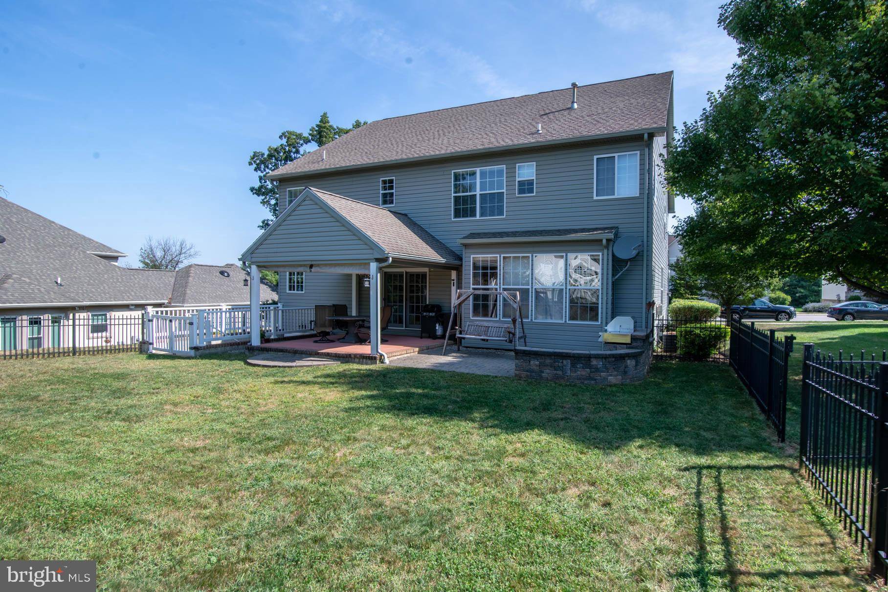 York, PA 17403,1204 LAUREL OAK LN