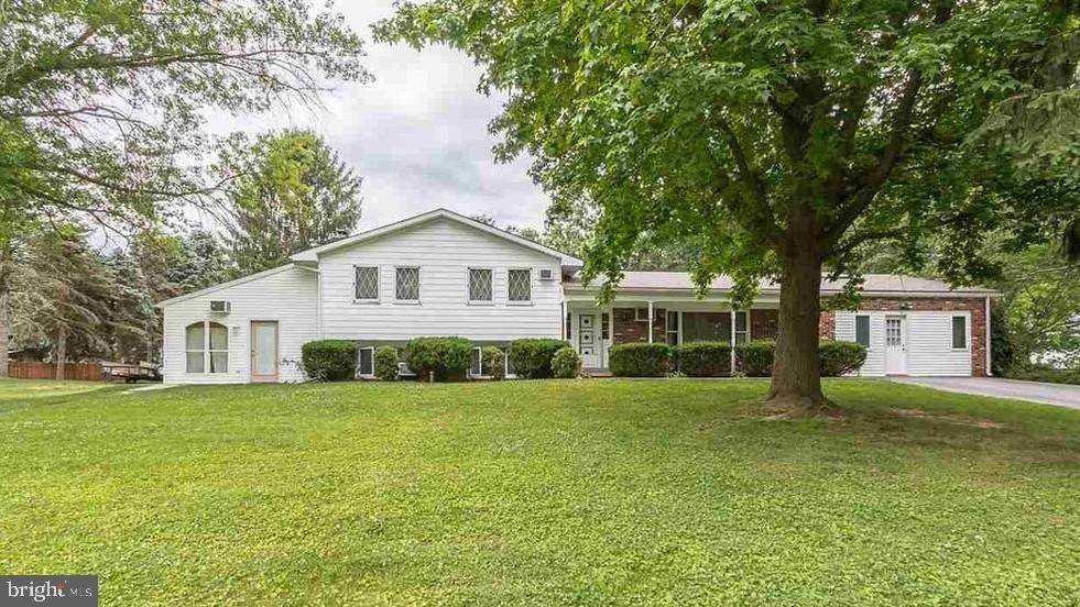 Wrightsville, PA 17368,522 RIDGEWAY DR