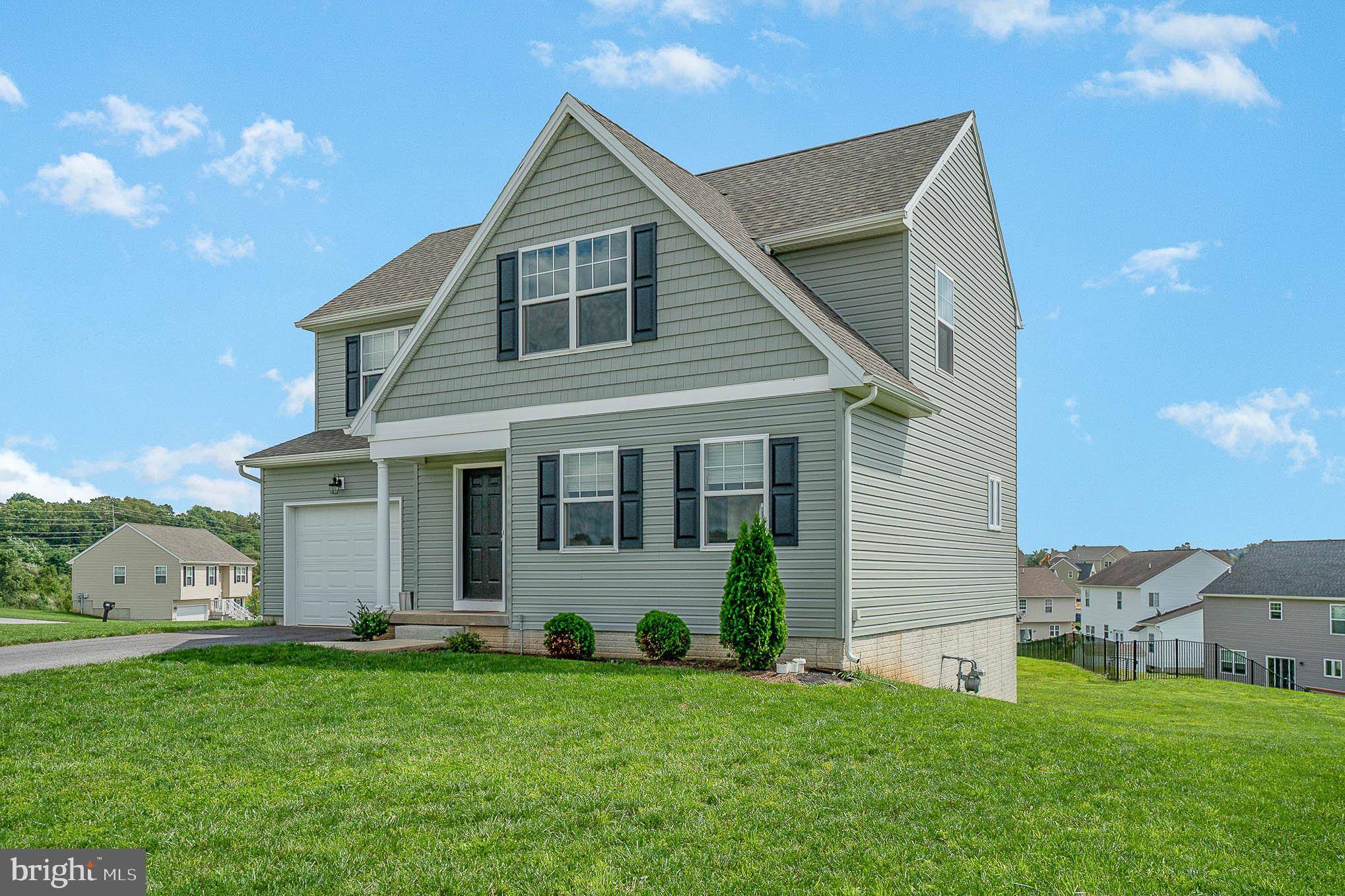 York, PA 17408,1100 JUNIPER DR